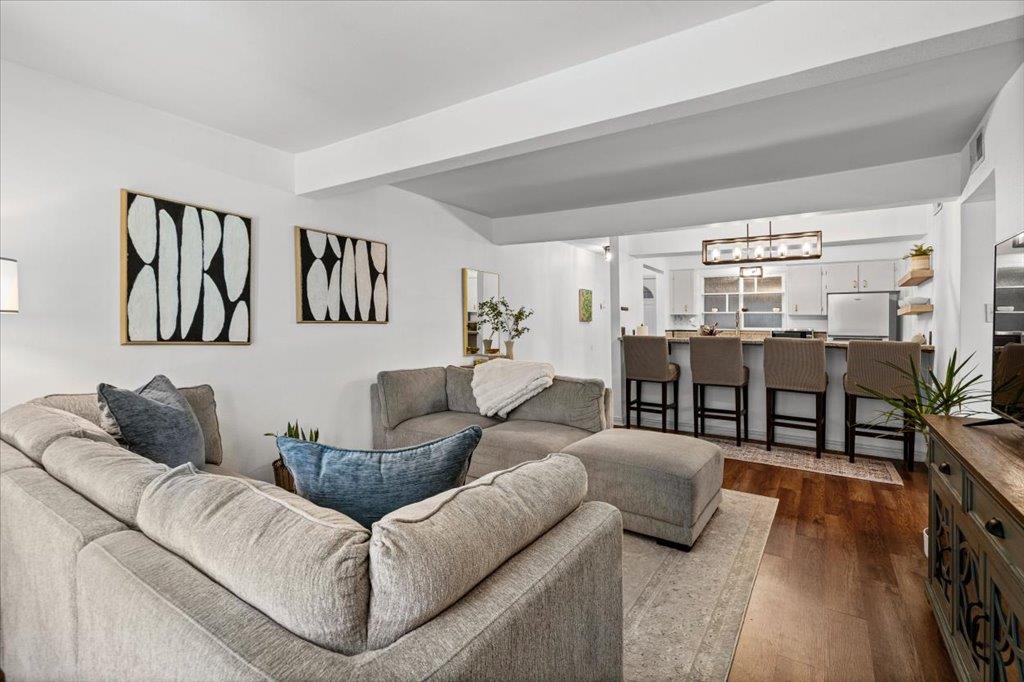 2208 Enfield Rd # 107, Austin, TX 78703