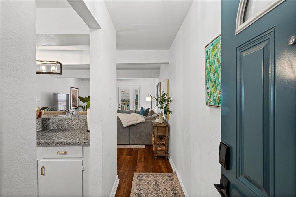 2208 Enfield Rd # 107, Austin, TX 78703