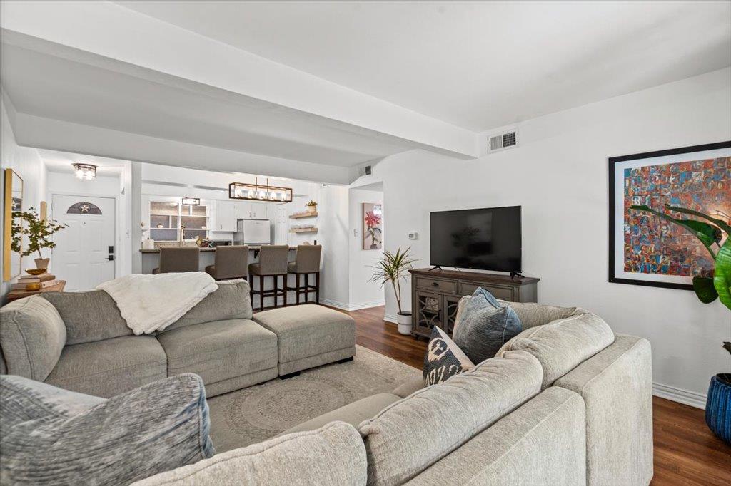 2208 Enfield Rd # 107, Austin, TX 78703