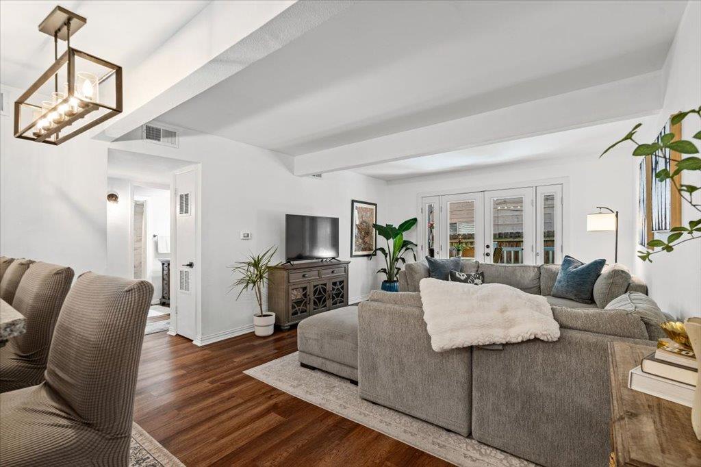 2208 Enfield Rd # 107, Austin, TX 78703