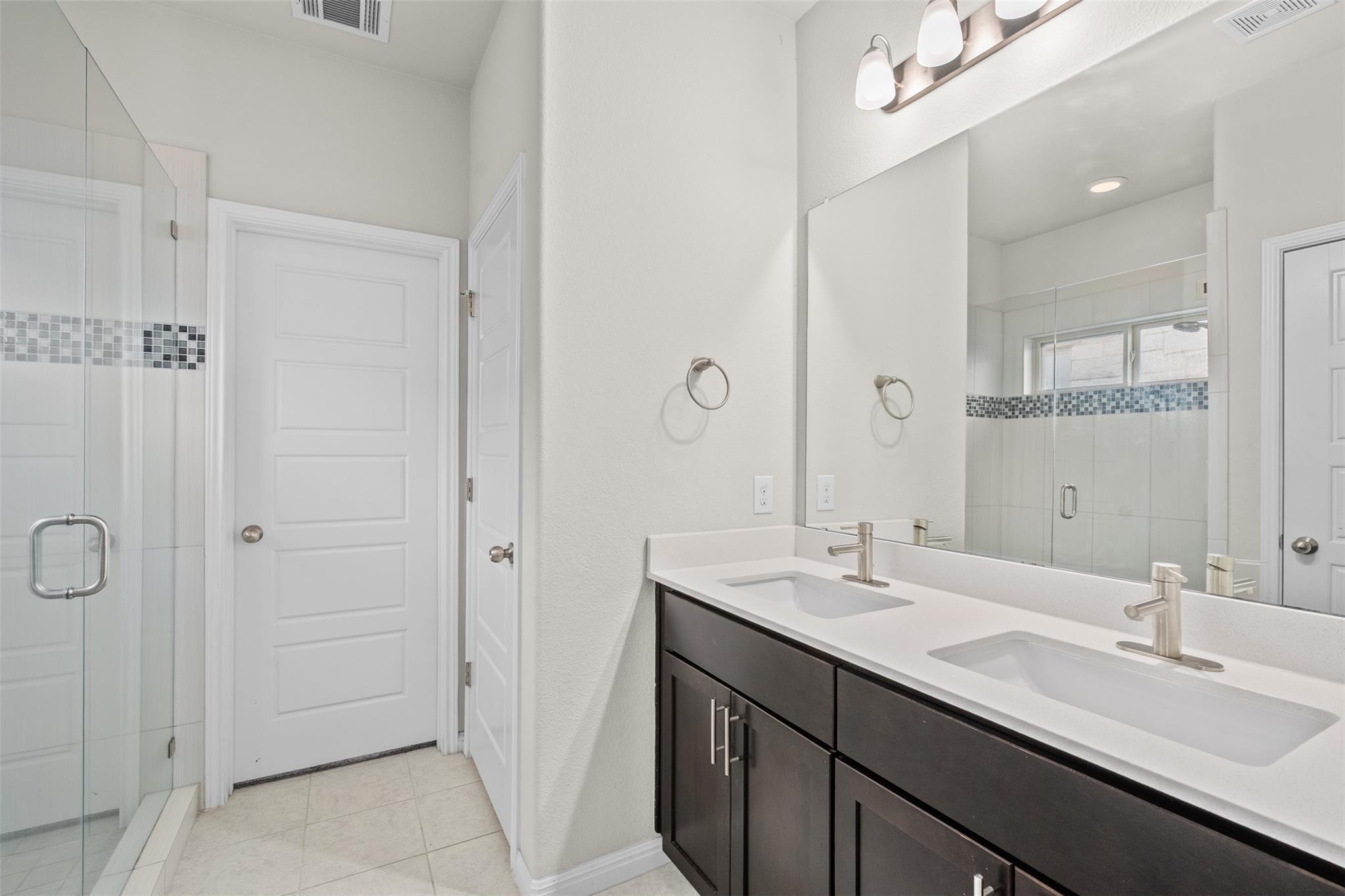 3240 E Whitestone Blvd # 67, Cedar Park, TX 78613