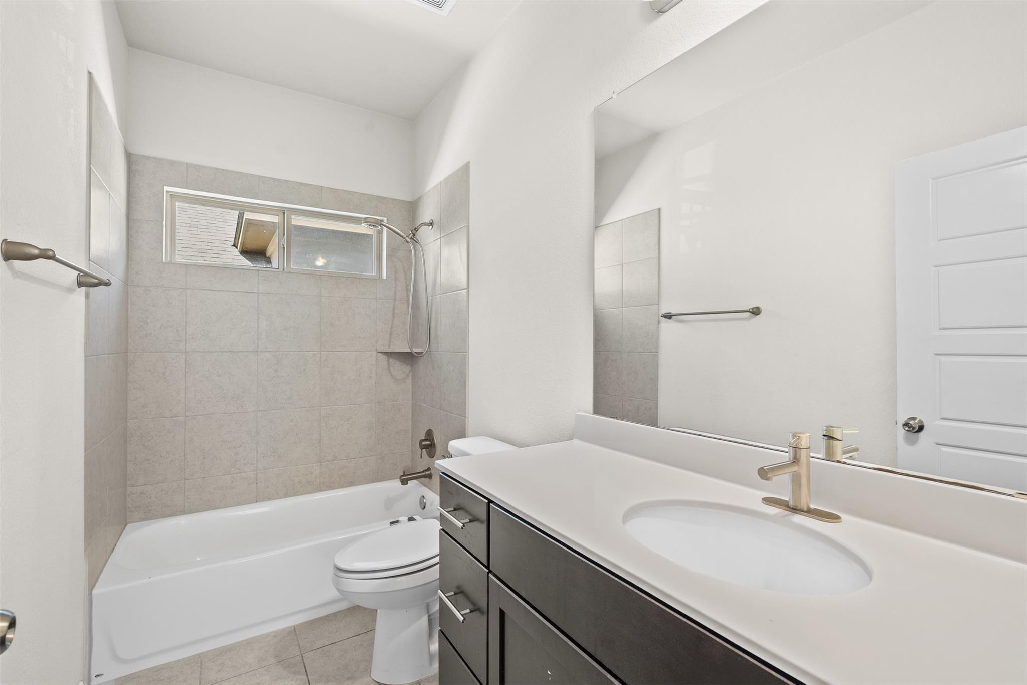 3240 E Whitestone Blvd # 67, Cedar Park, TX 78613