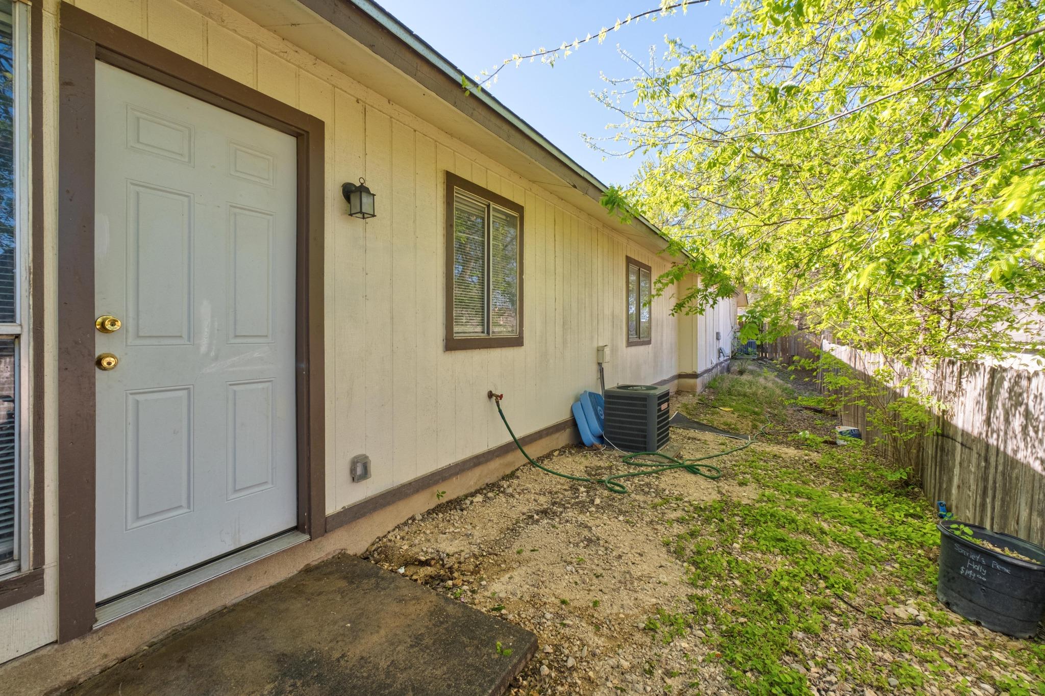 413 Thelma Dr, Austin, TX 78745