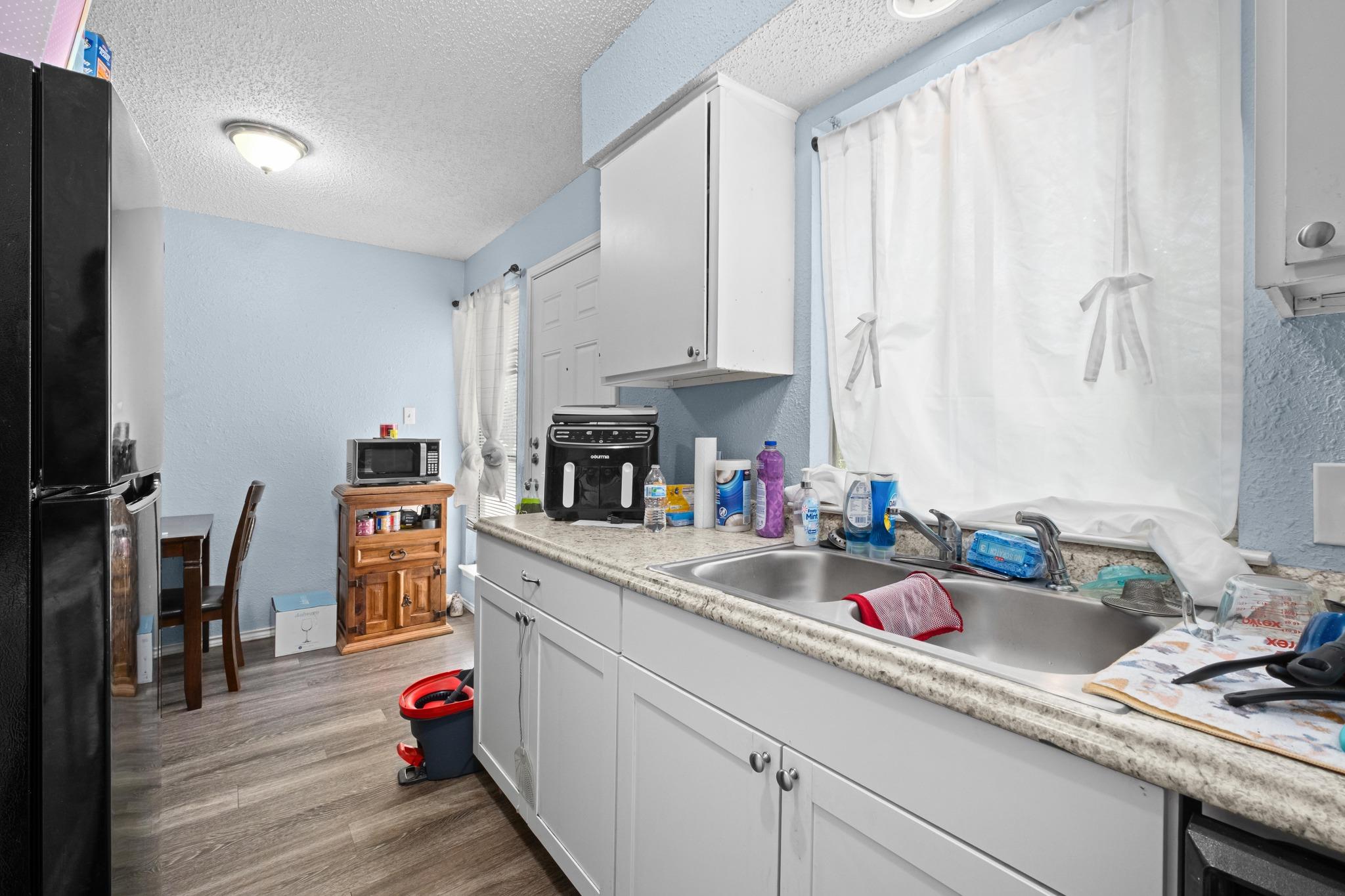 413 Thelma Dr, Austin, TX 78745