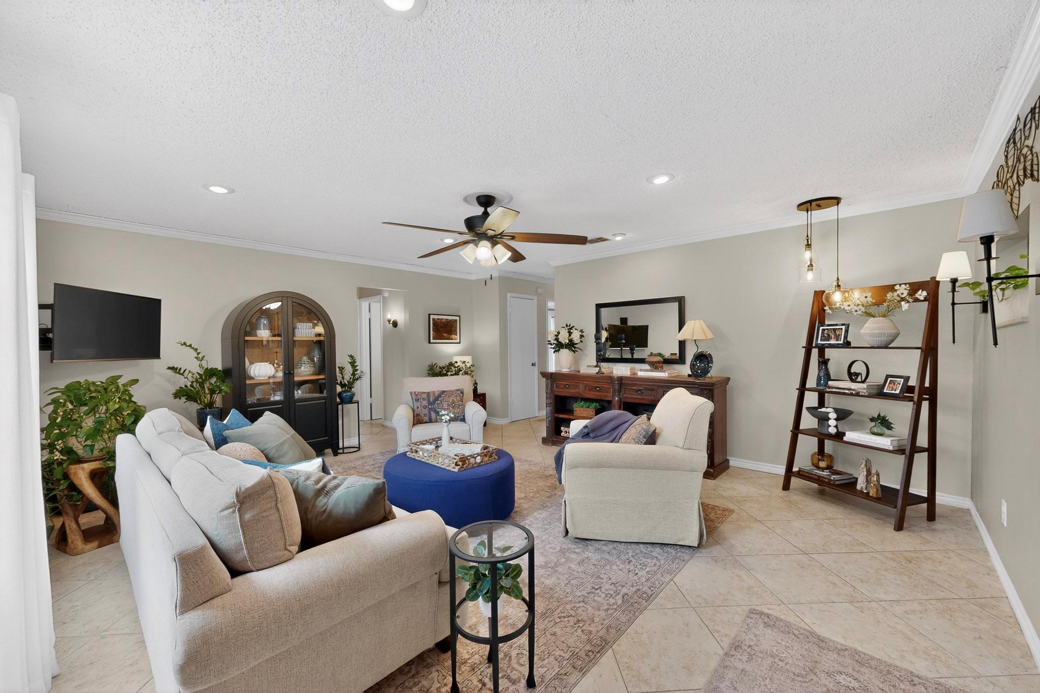 1306 Lawnmont Dr, Round Rock, TX 78664