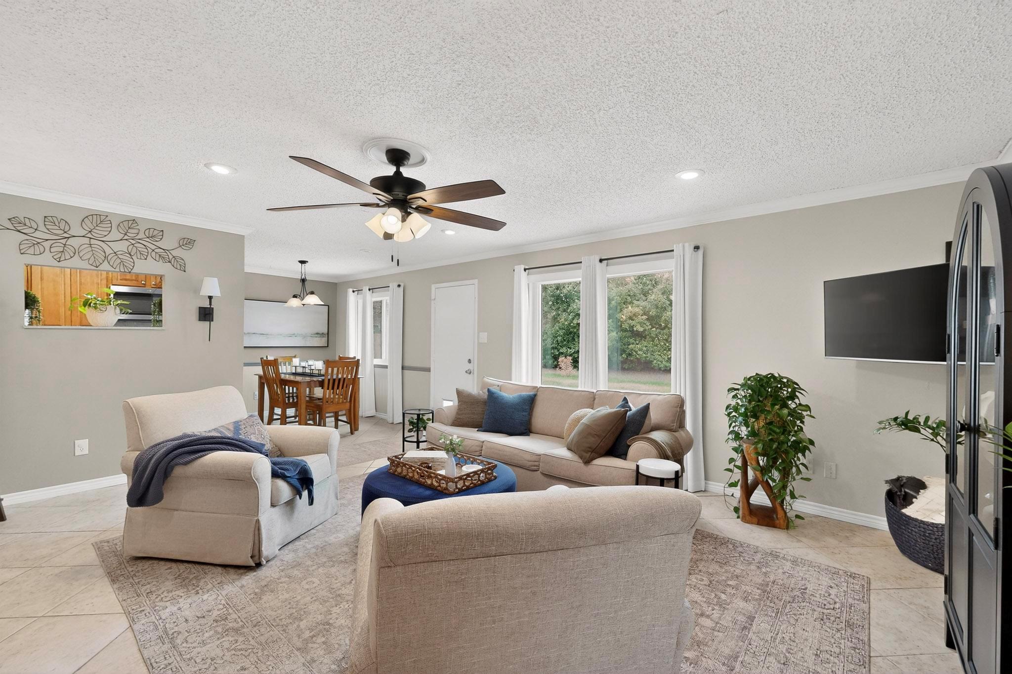 1306 Lawnmont Dr, Round Rock, TX 78664