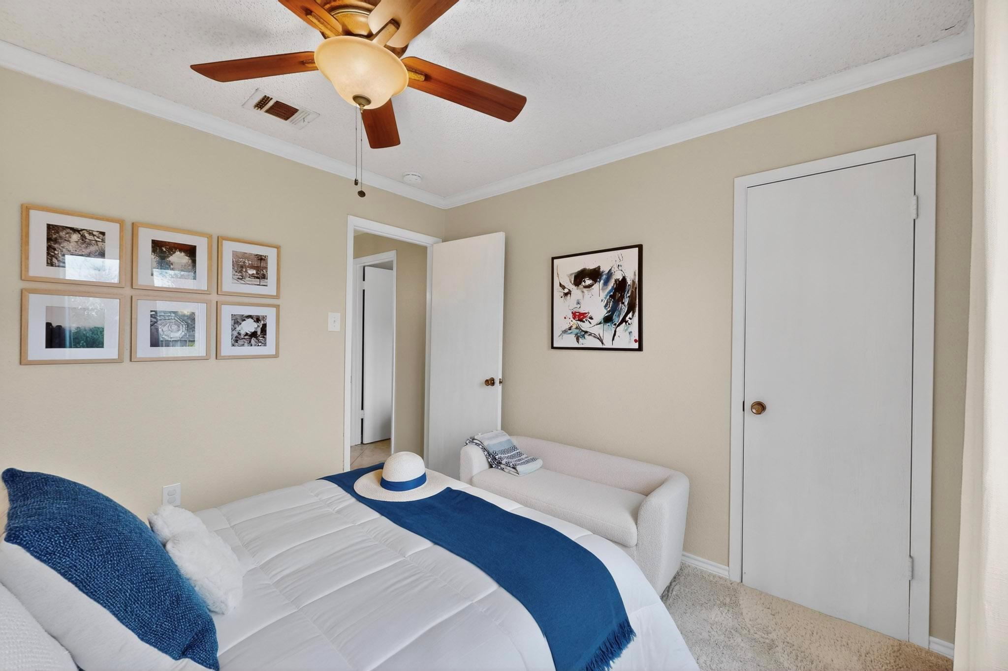 1306 Lawnmont Dr, Round Rock, TX 78664