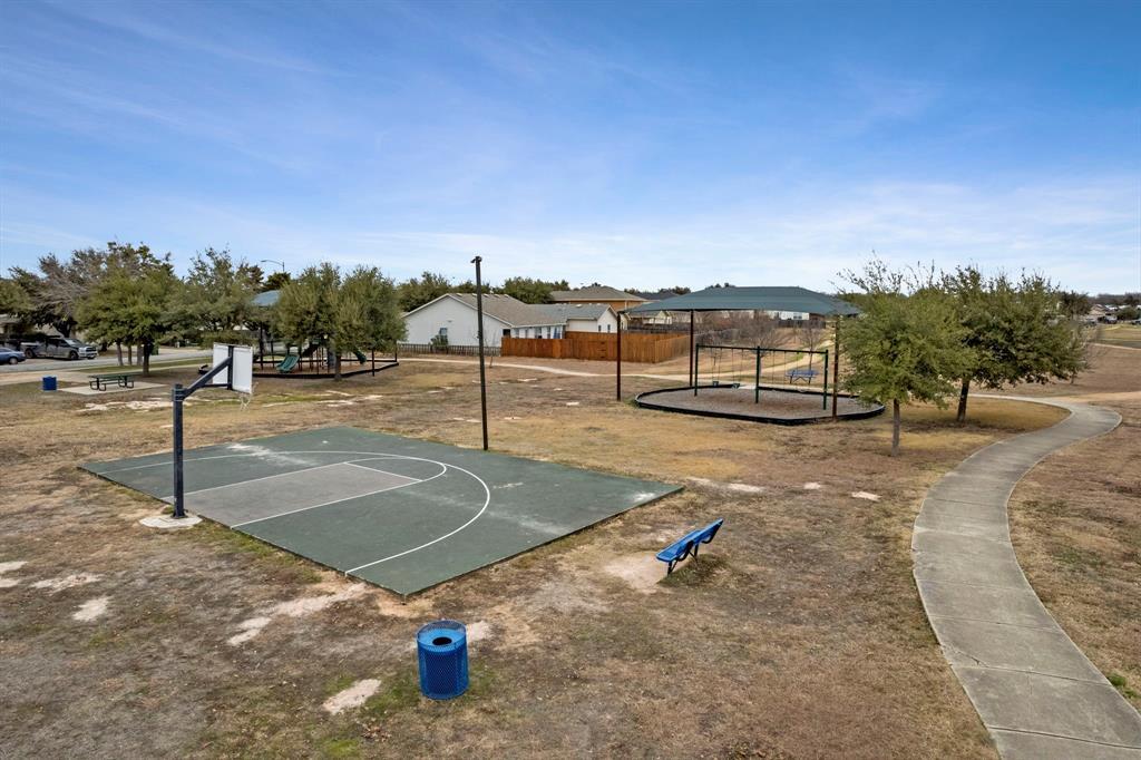 12725 Saint Mary Dr, Manor, TX 78653