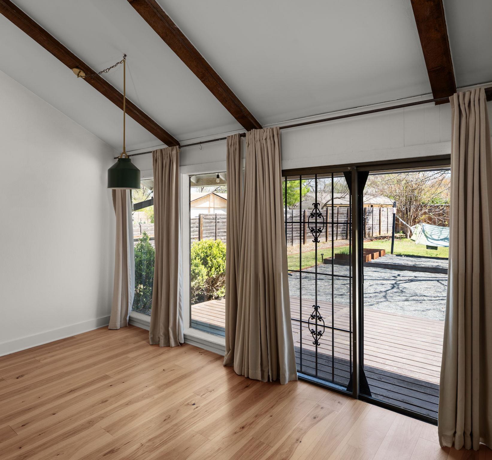 6601 Blarwood Dr, Austin, TX 78745