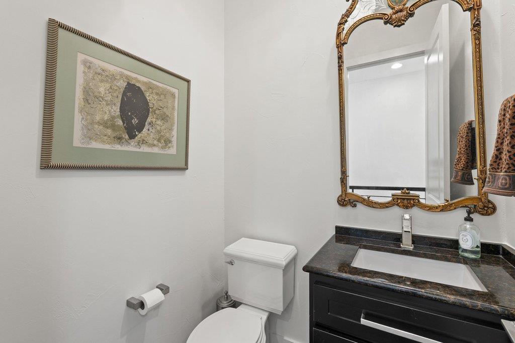 212 Marina View Way # 11A, Lakeway, TX 78734