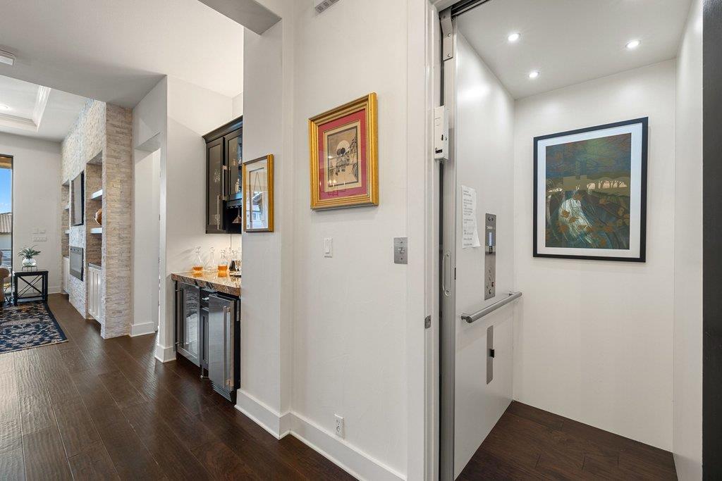 212 Marina View Way # 11A, Lakeway, TX 78734