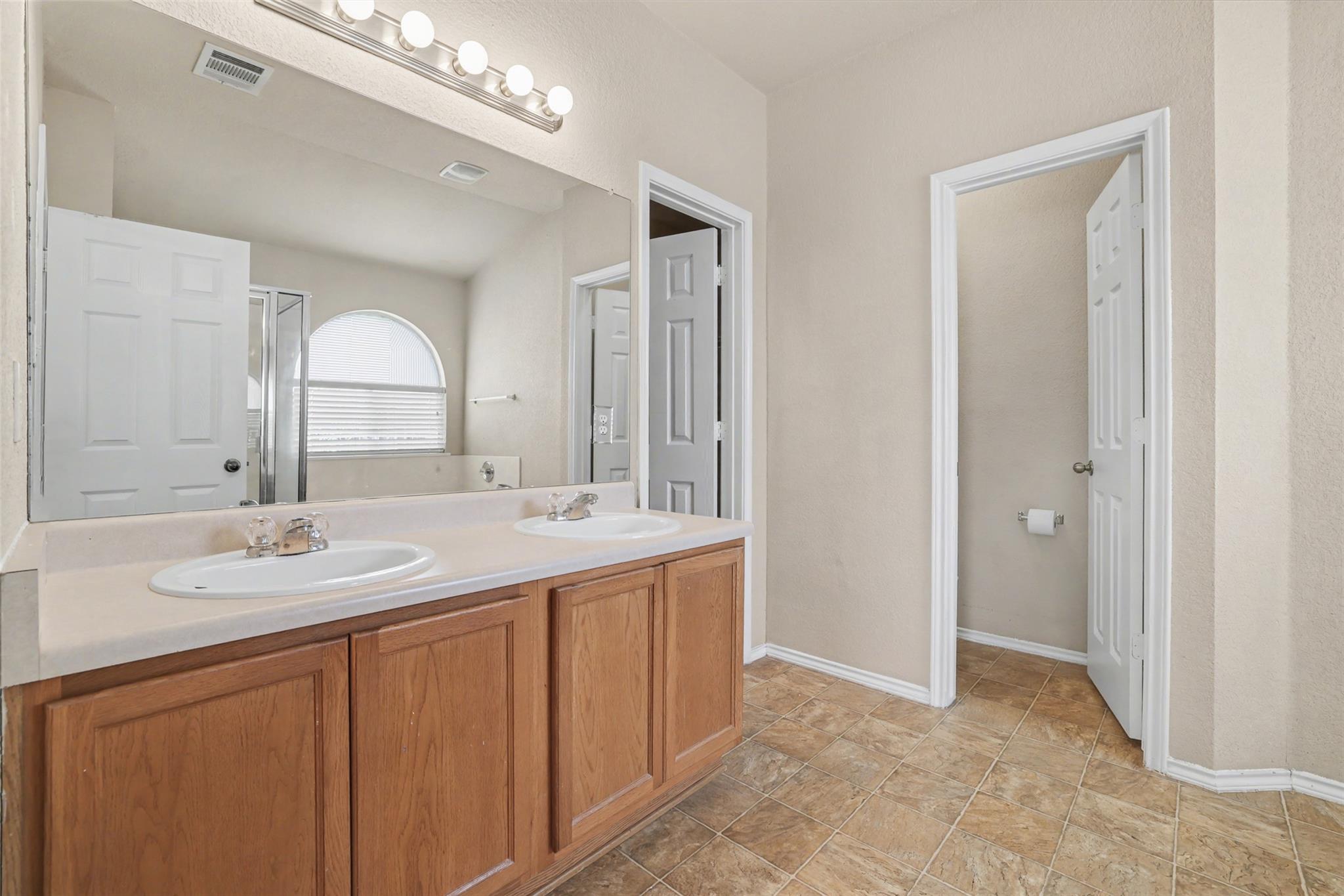 351 Covent Dr, Kyle, TX 78640