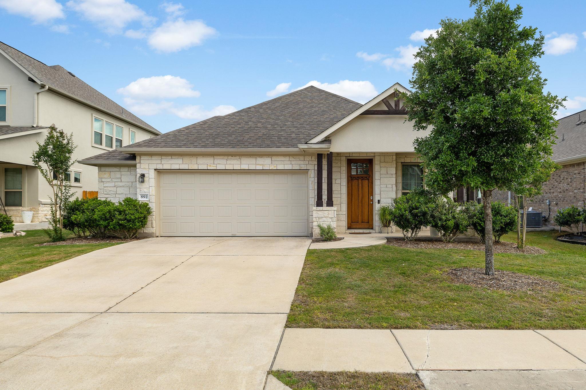 892 Centerra Hills Cir, Round Rock, TX 78665