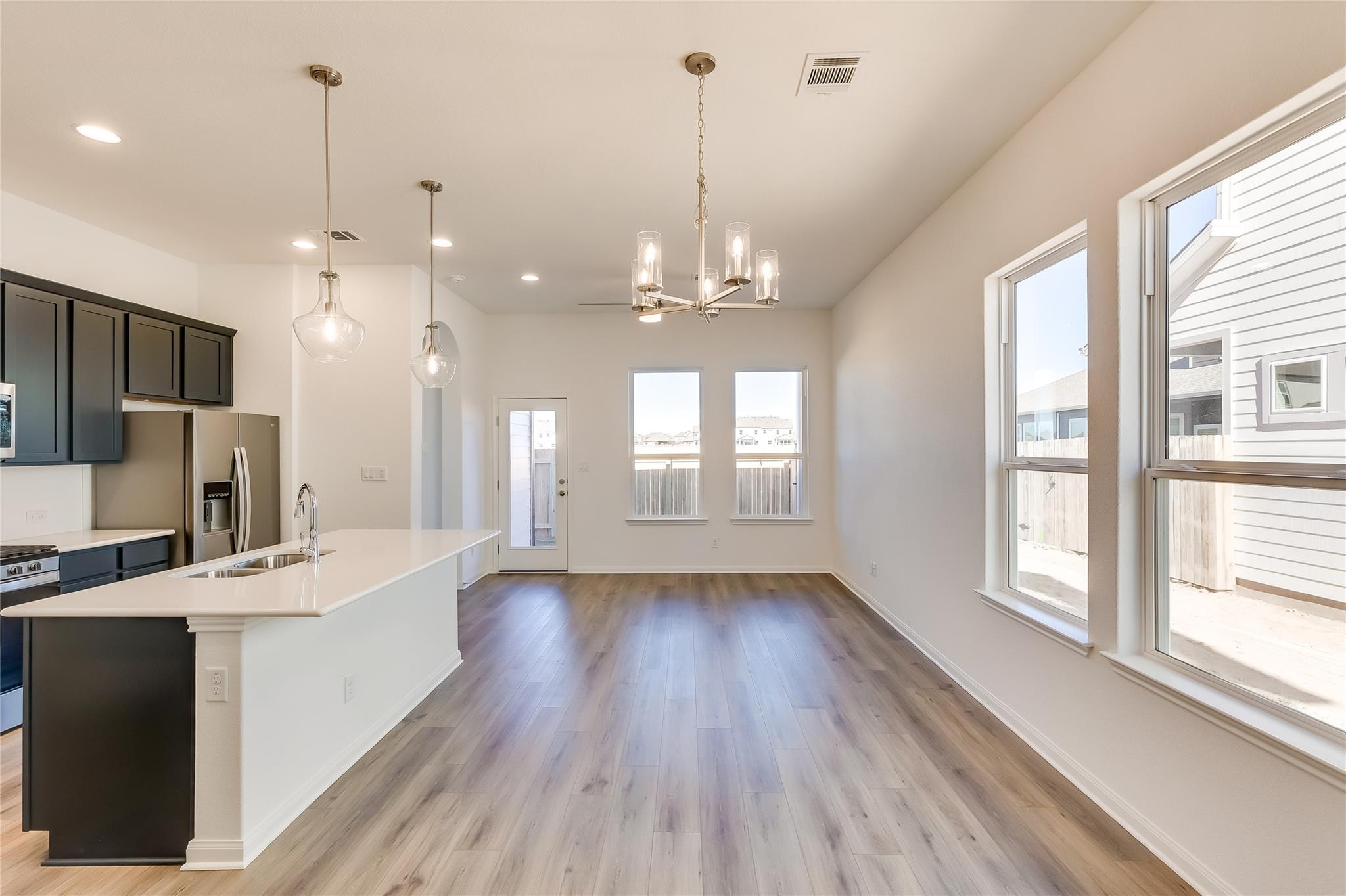 8554 Sommery Ln, Round Rock, TX 78665