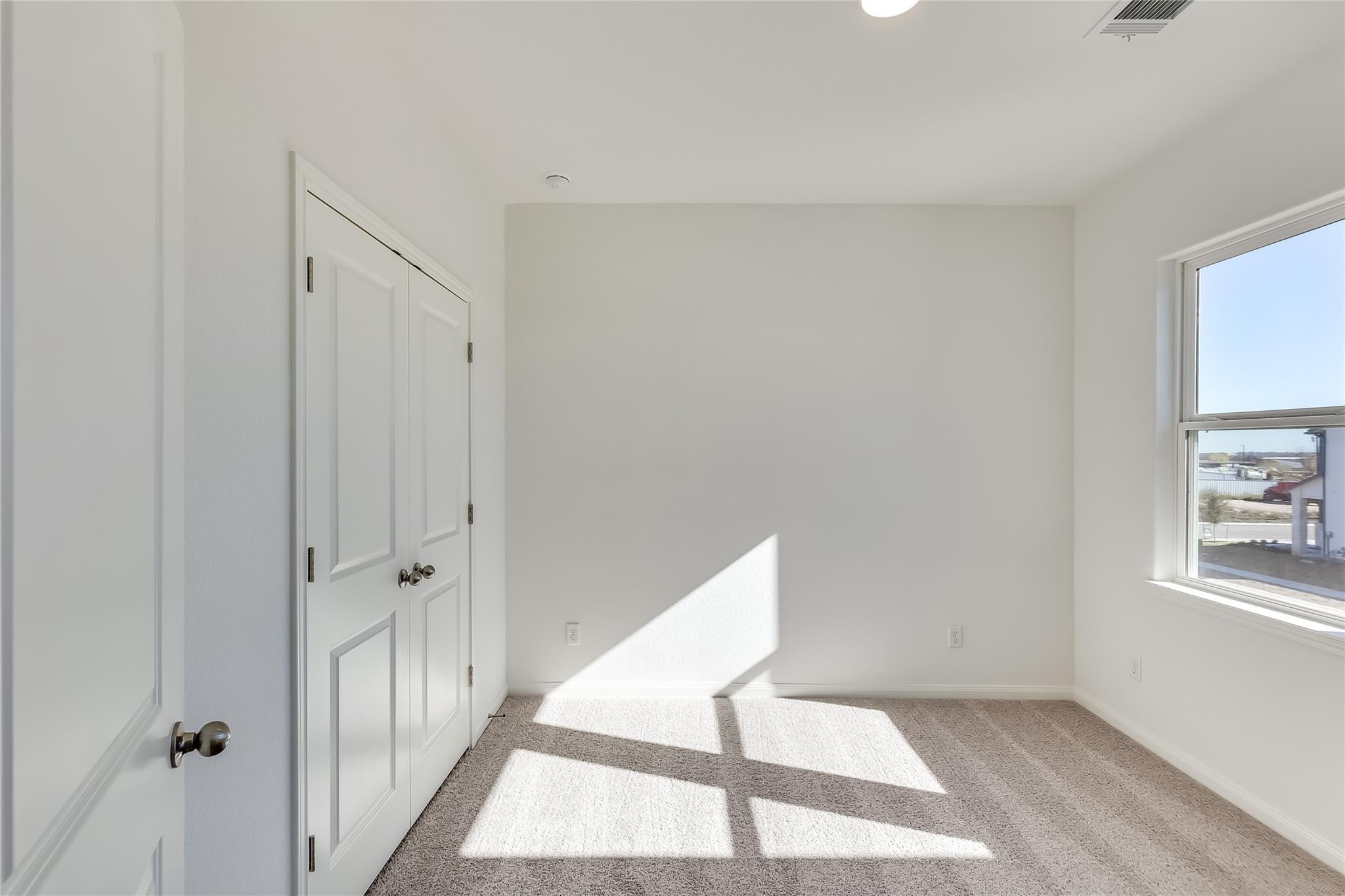 8554 Sommery Ln, Round Rock, TX 78665