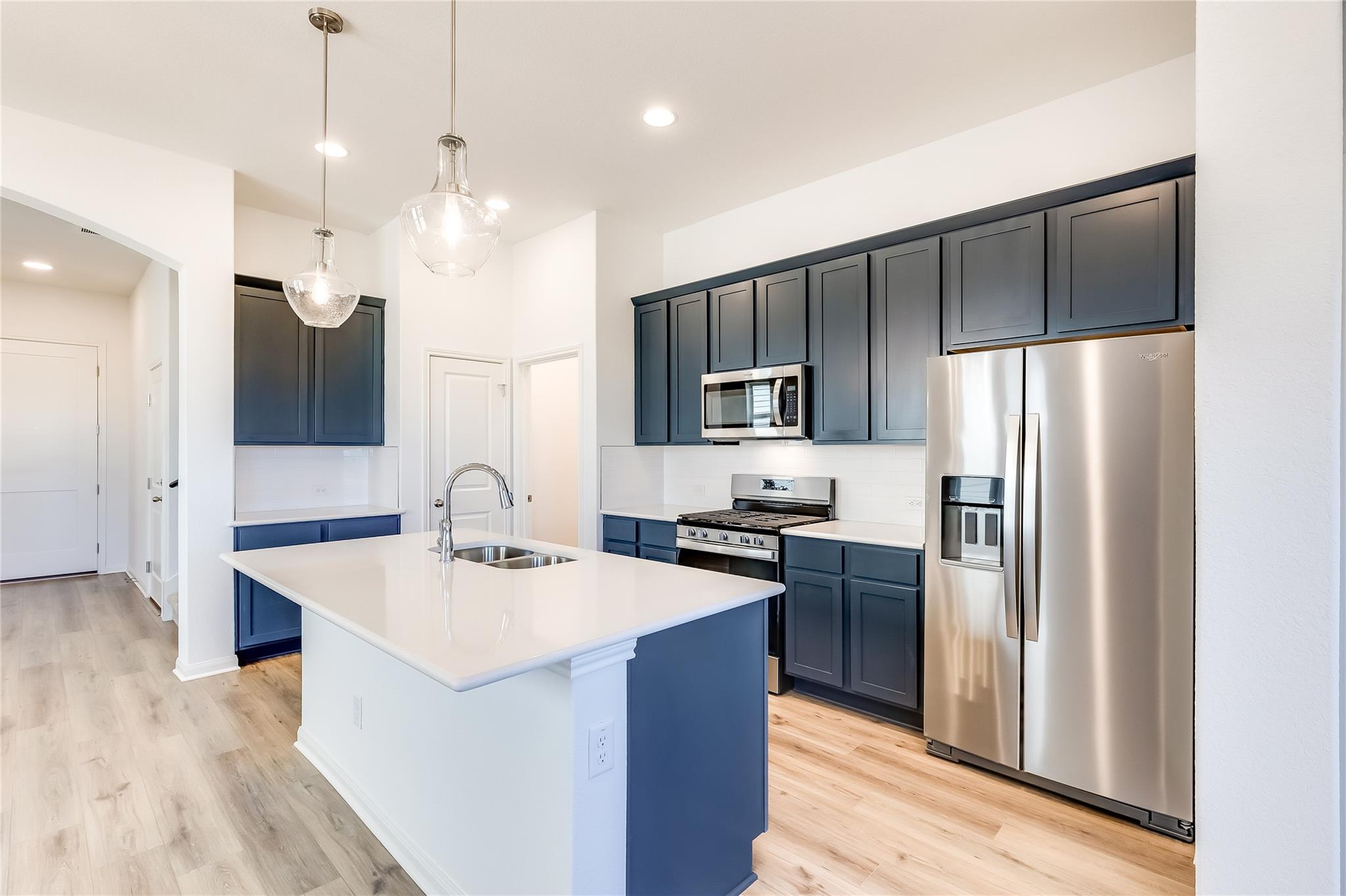 8554 Sommery Ln, Round Rock, TX 78665