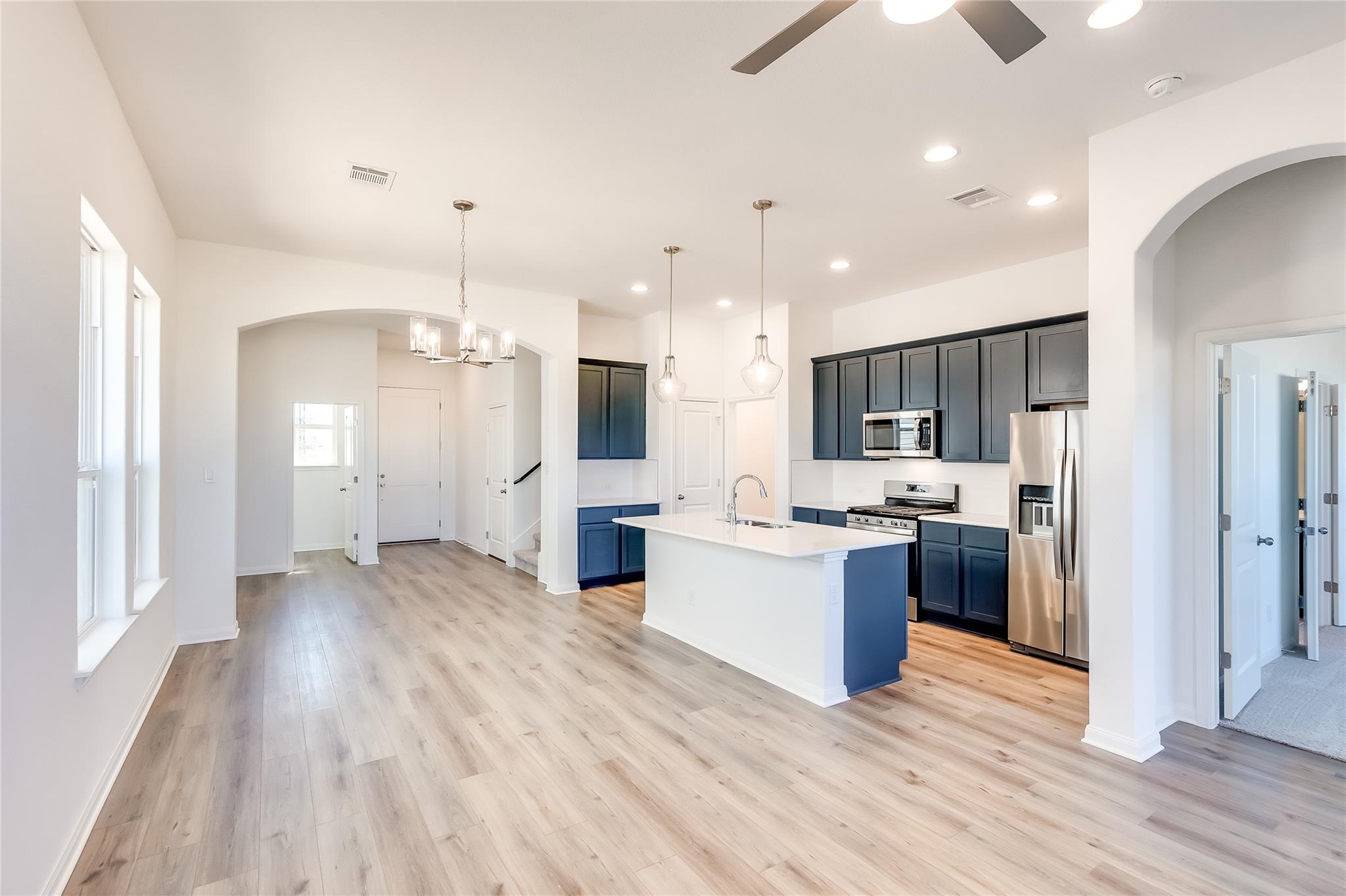 8554 Sommery Ln, Round Rock, TX 78665