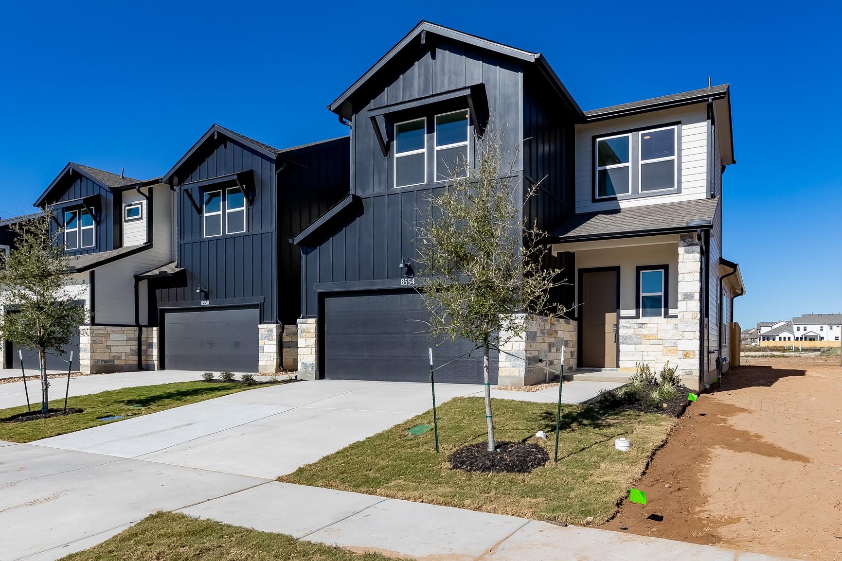 8554 Sommery Ln, Round Rock, TX 78665