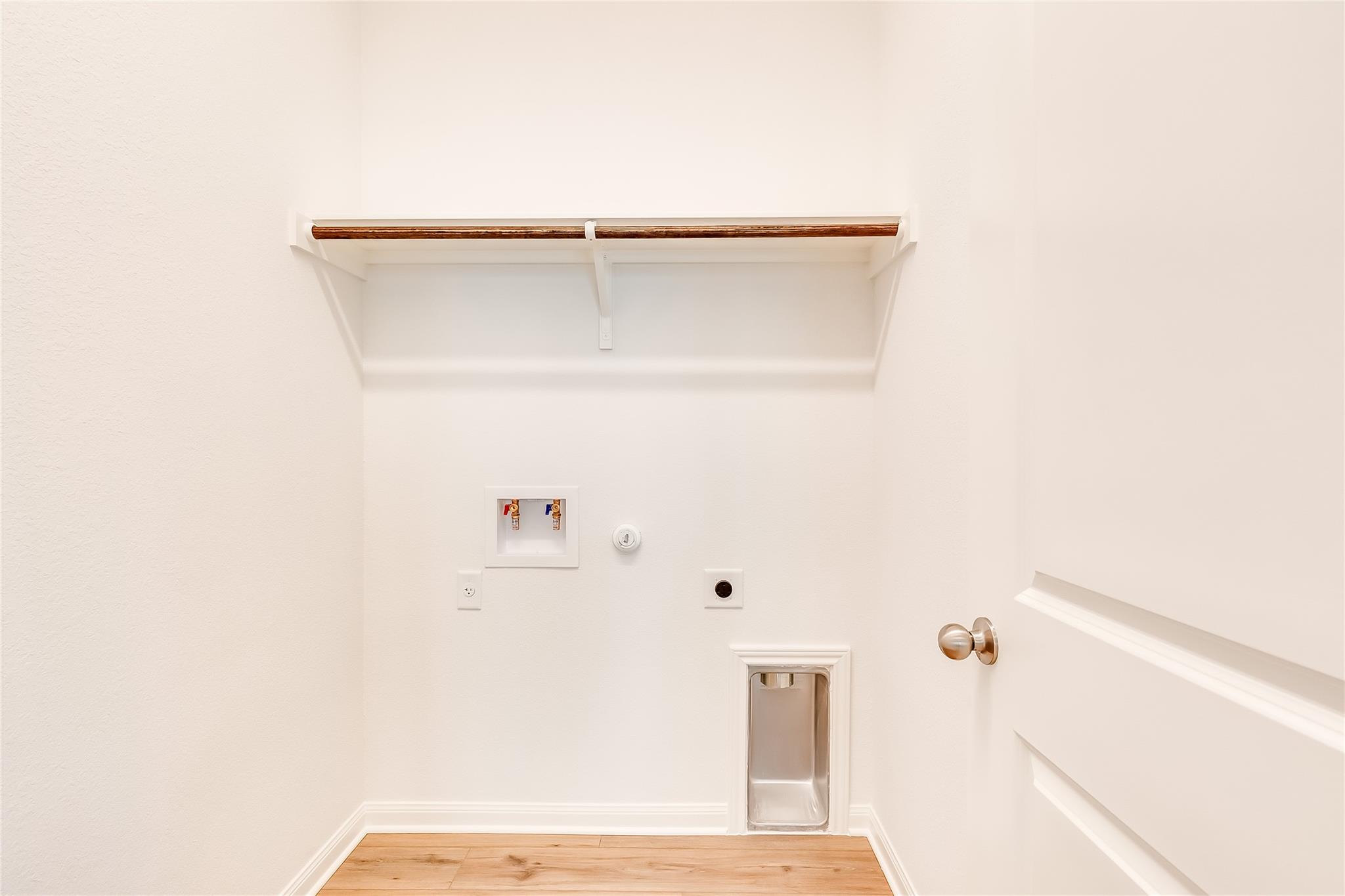 8554 Sommery Ln, Round Rock, TX 78665