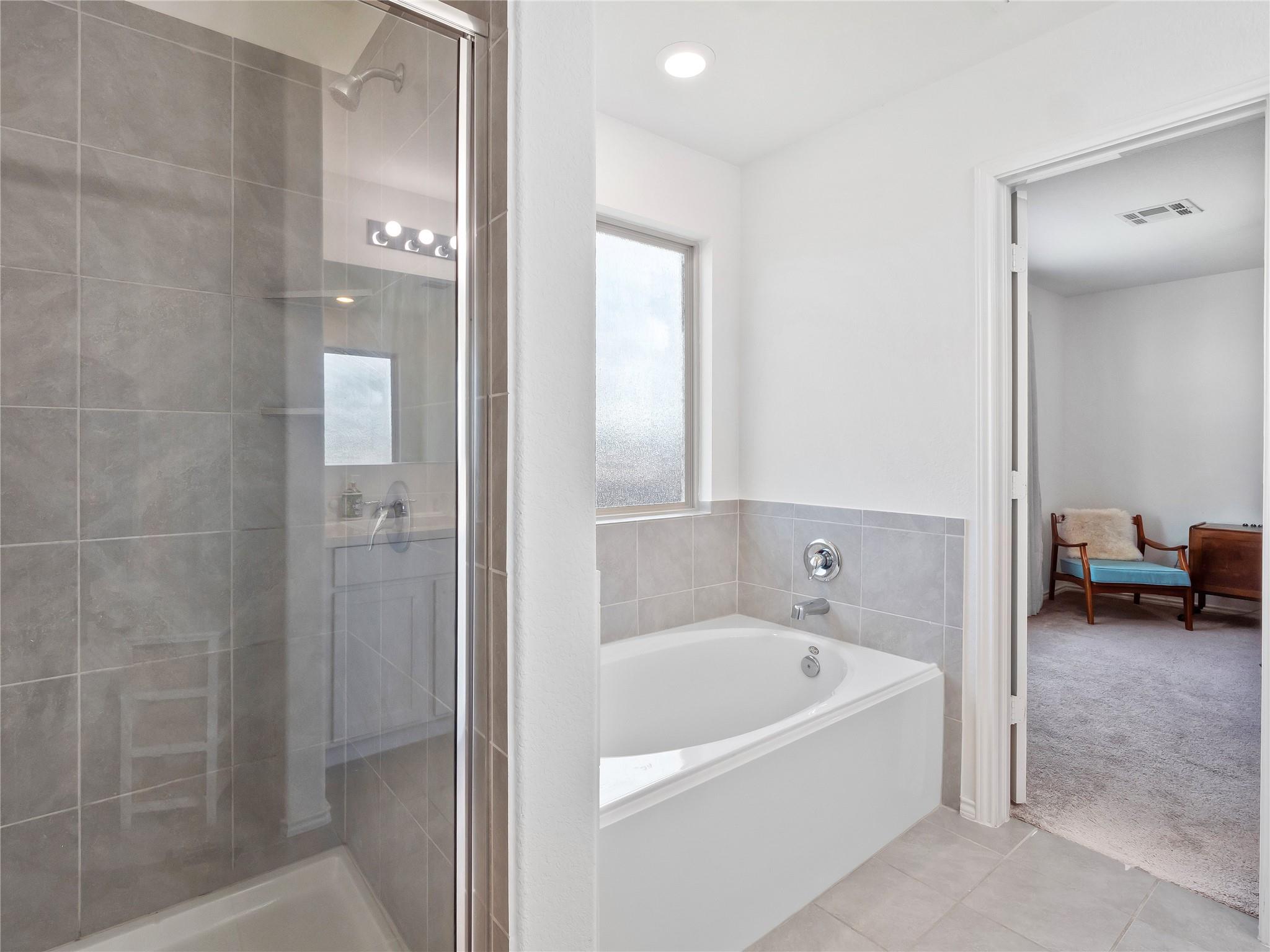 109 Comet Dr # 3J, Jarrell, TX 76537