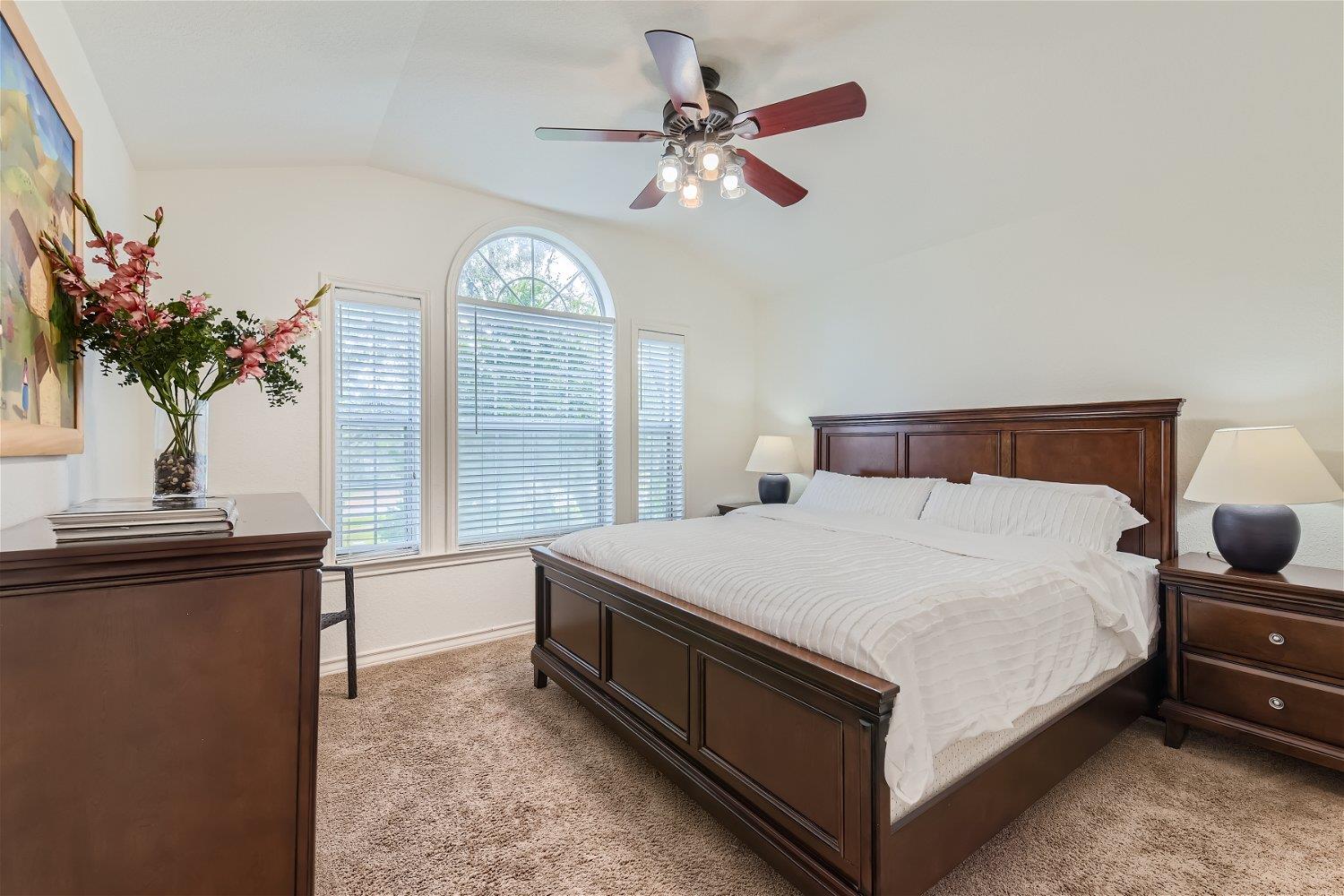 1918 Lakeway Blvd, Lakeway, TX 78734