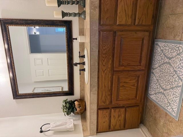 1918 Lakeway Blvd, Lakeway, TX 78734