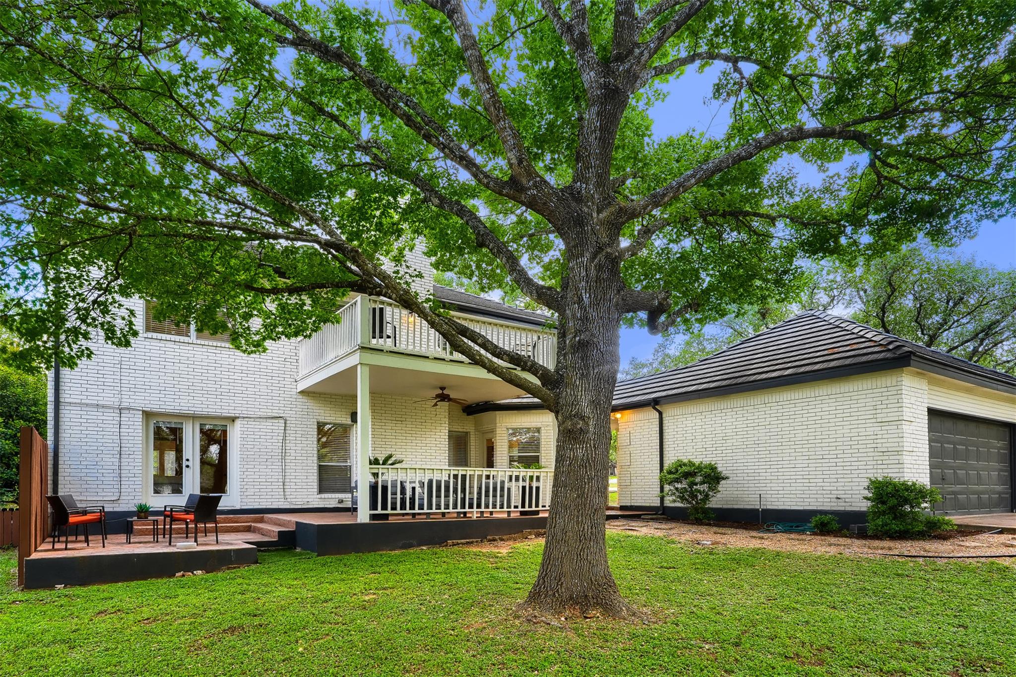 1918 Lakeway Blvd, Lakeway, TX 78734