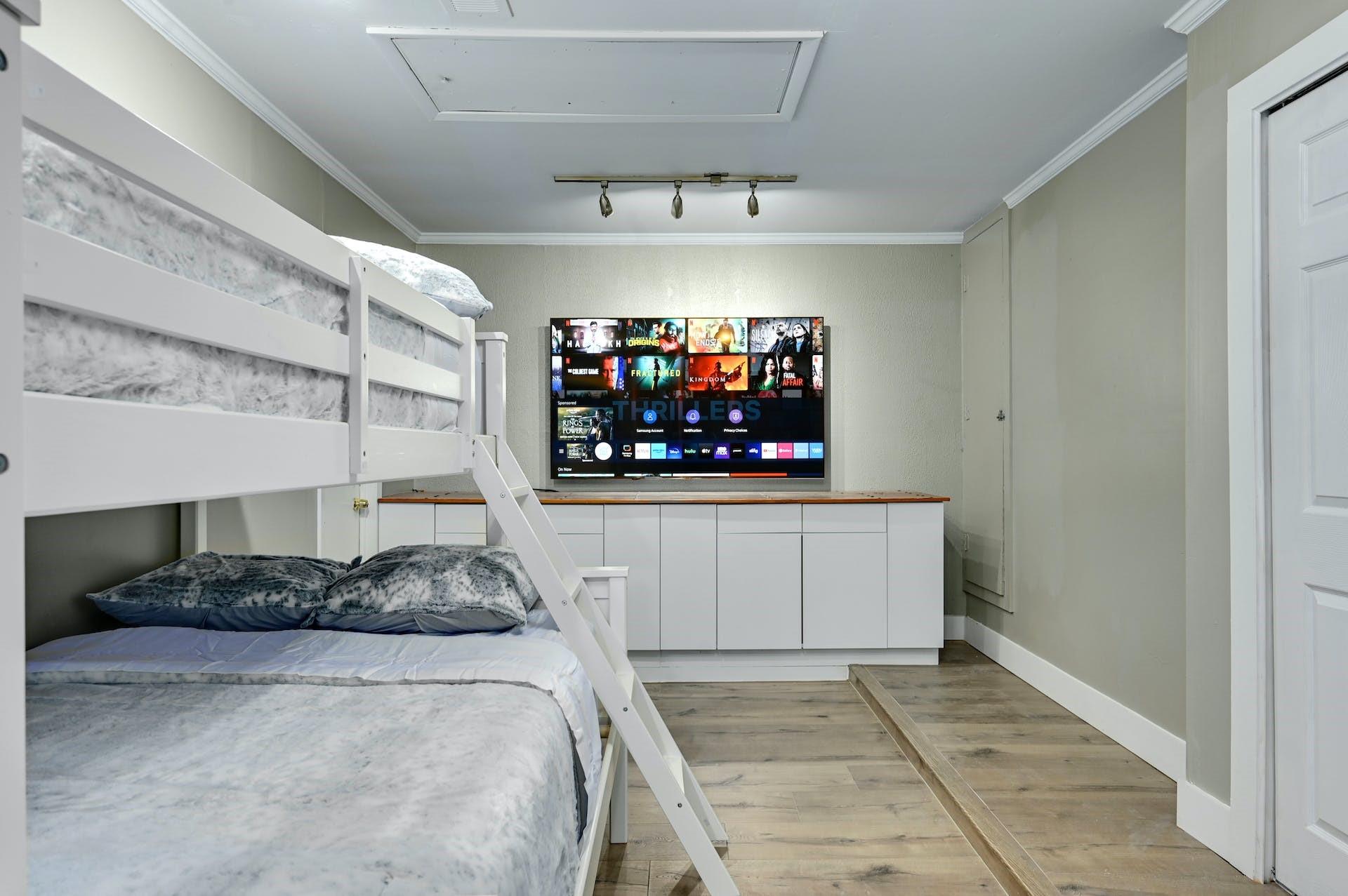 1807 Krizan Ave, Austin, TX 78727