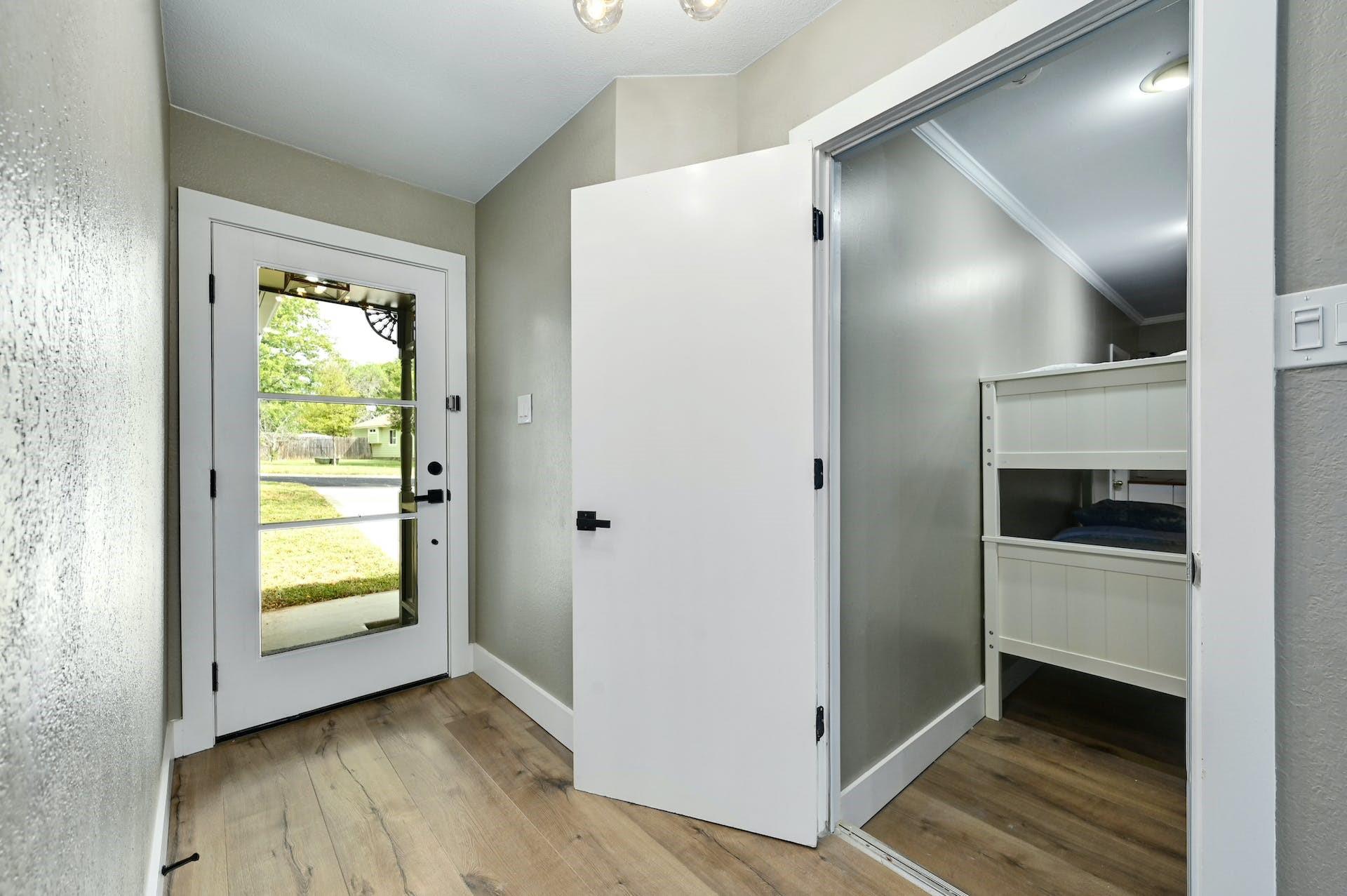 1807 Krizan Ave, Austin, TX 78727