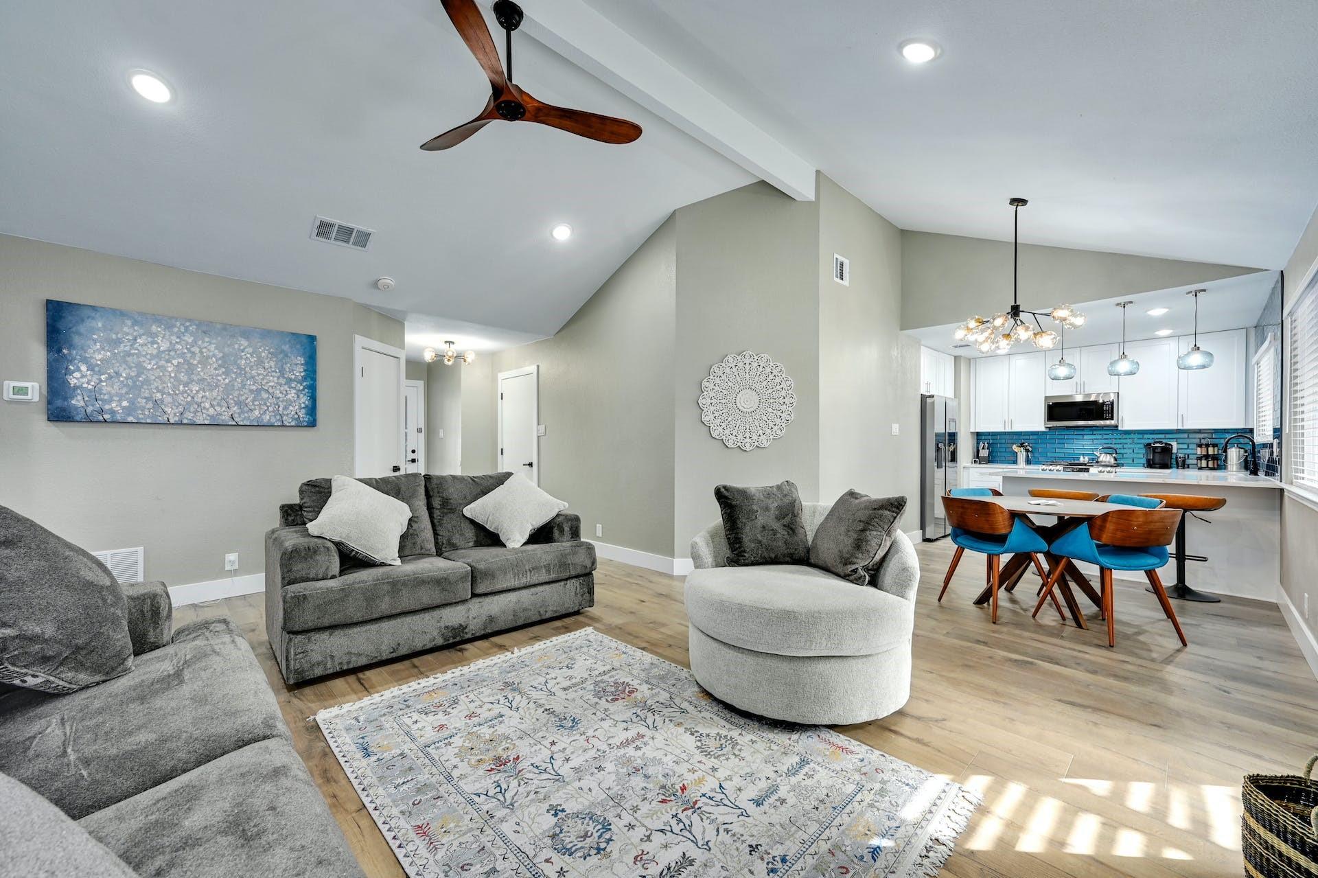 1807 Krizan Ave, Austin, TX 78727