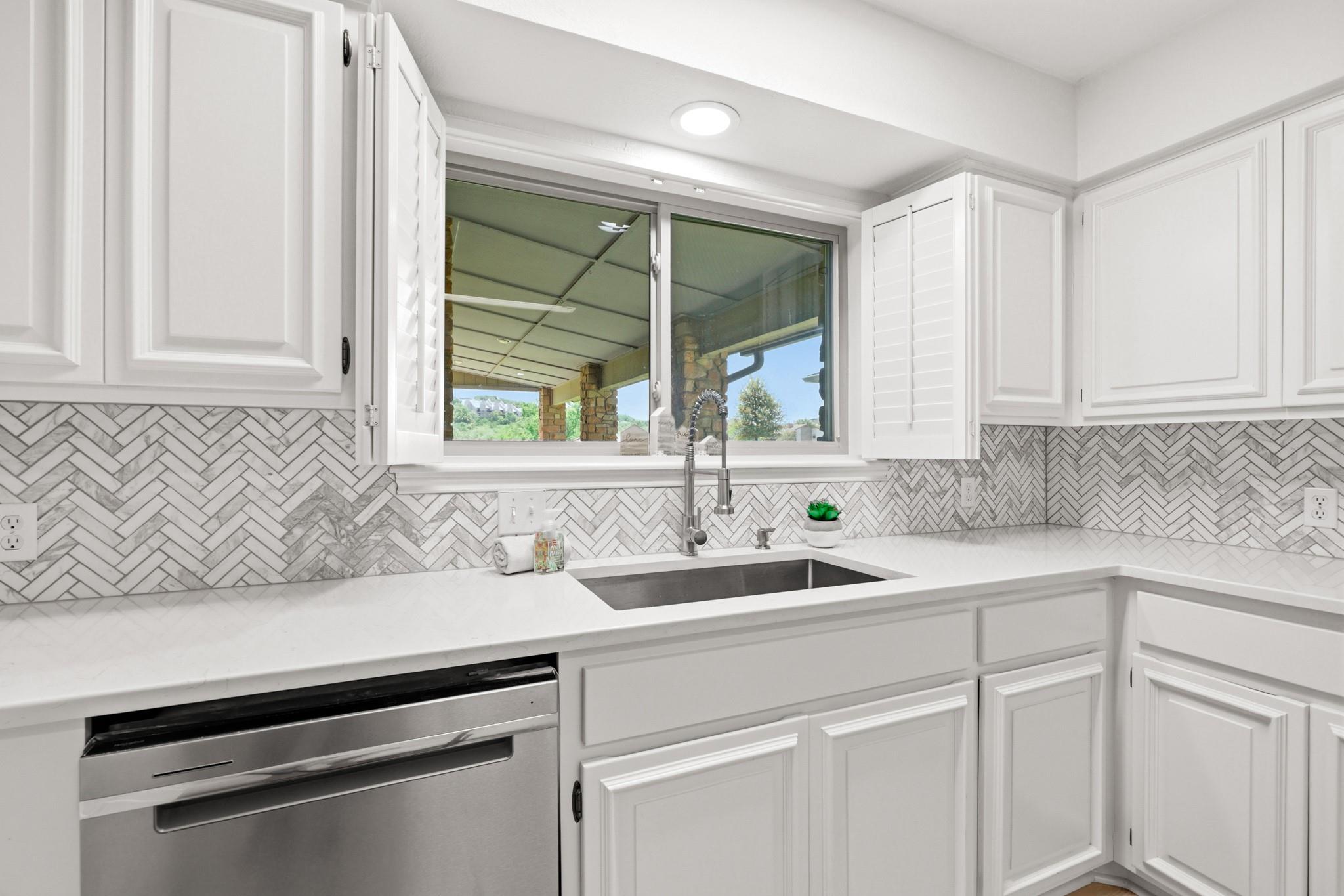 203 Longhorn, Horseshoe Bay, TX 78657