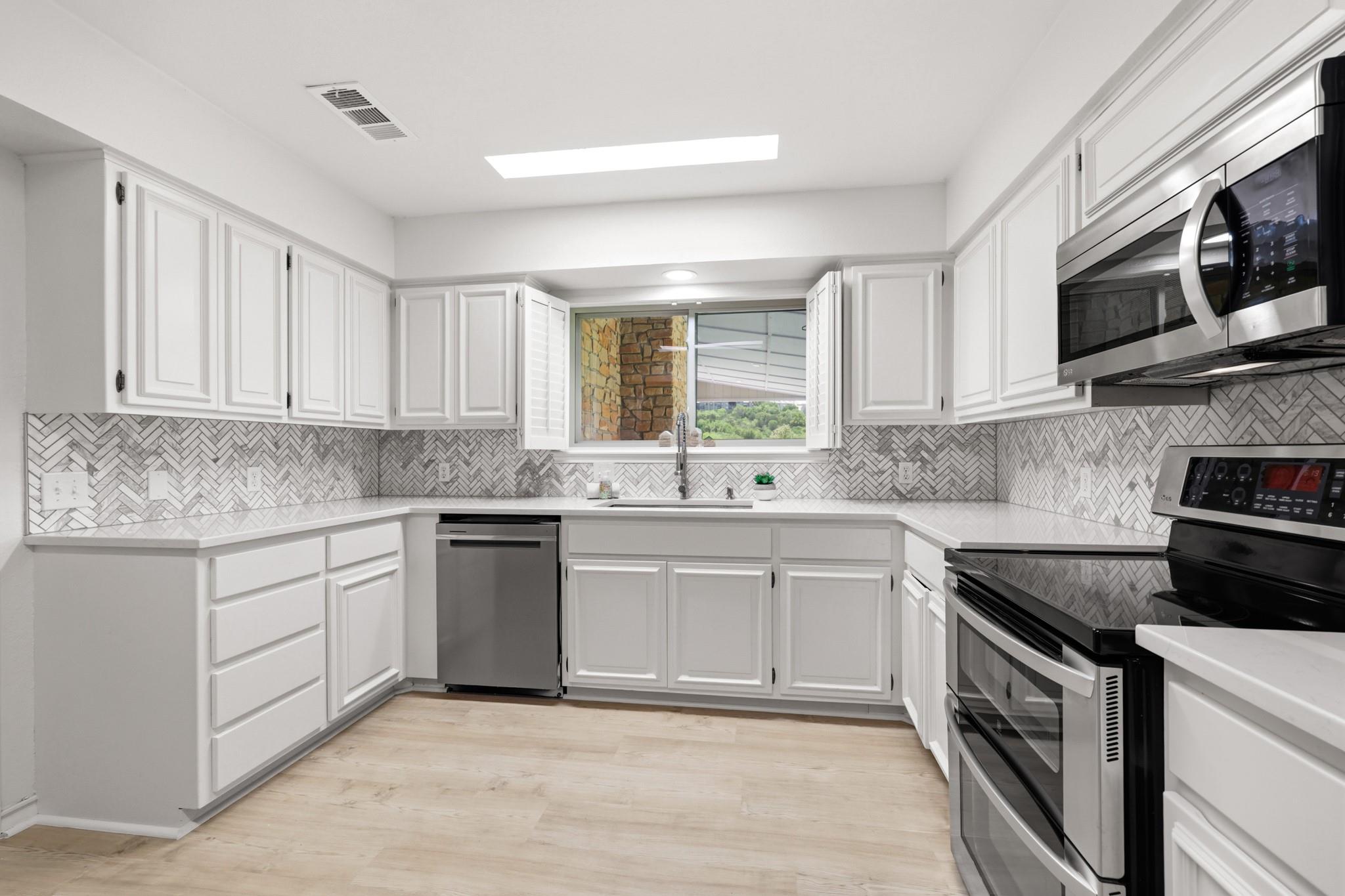 203 Longhorn, Horseshoe Bay, TX 78657