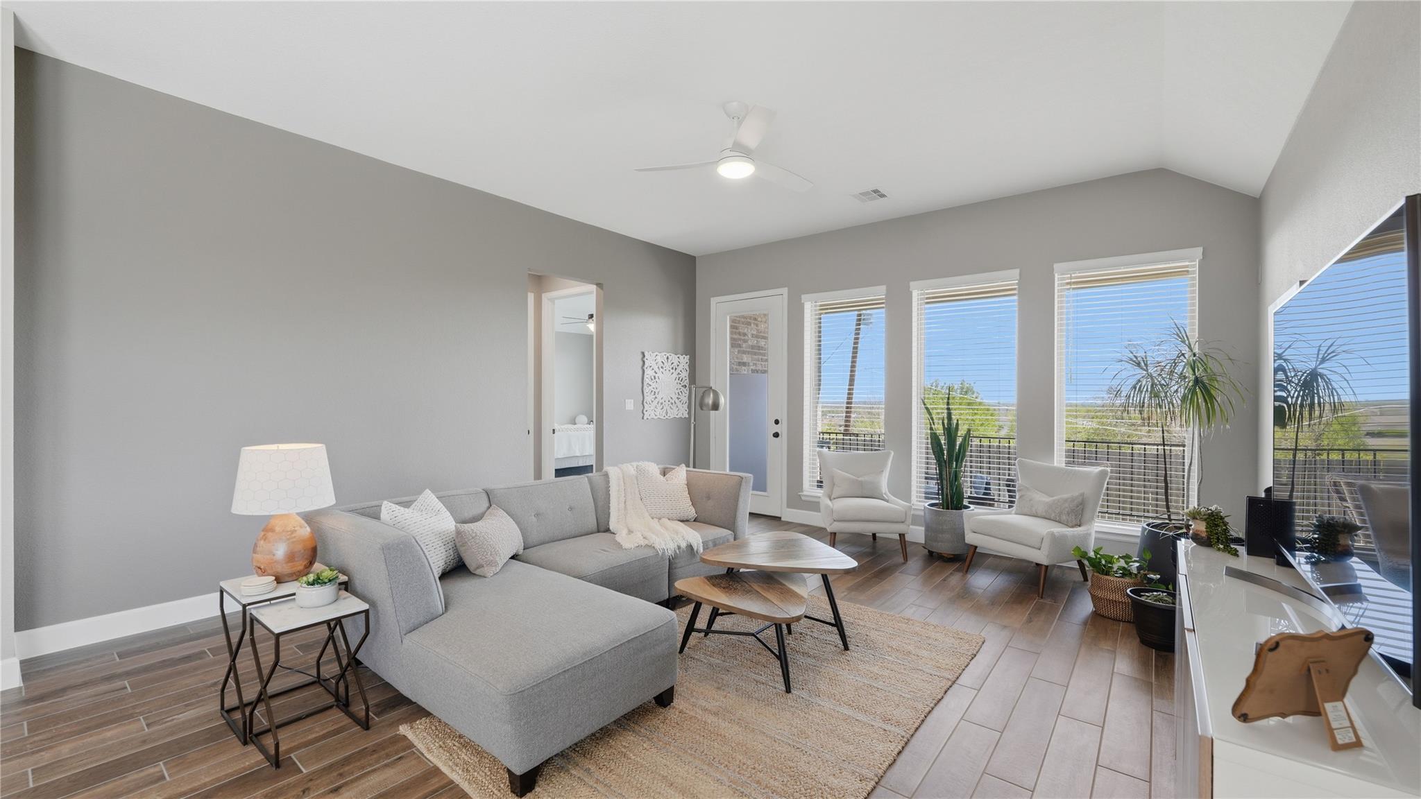 344 Carpenter Hill Dr, Buda, TX 78610