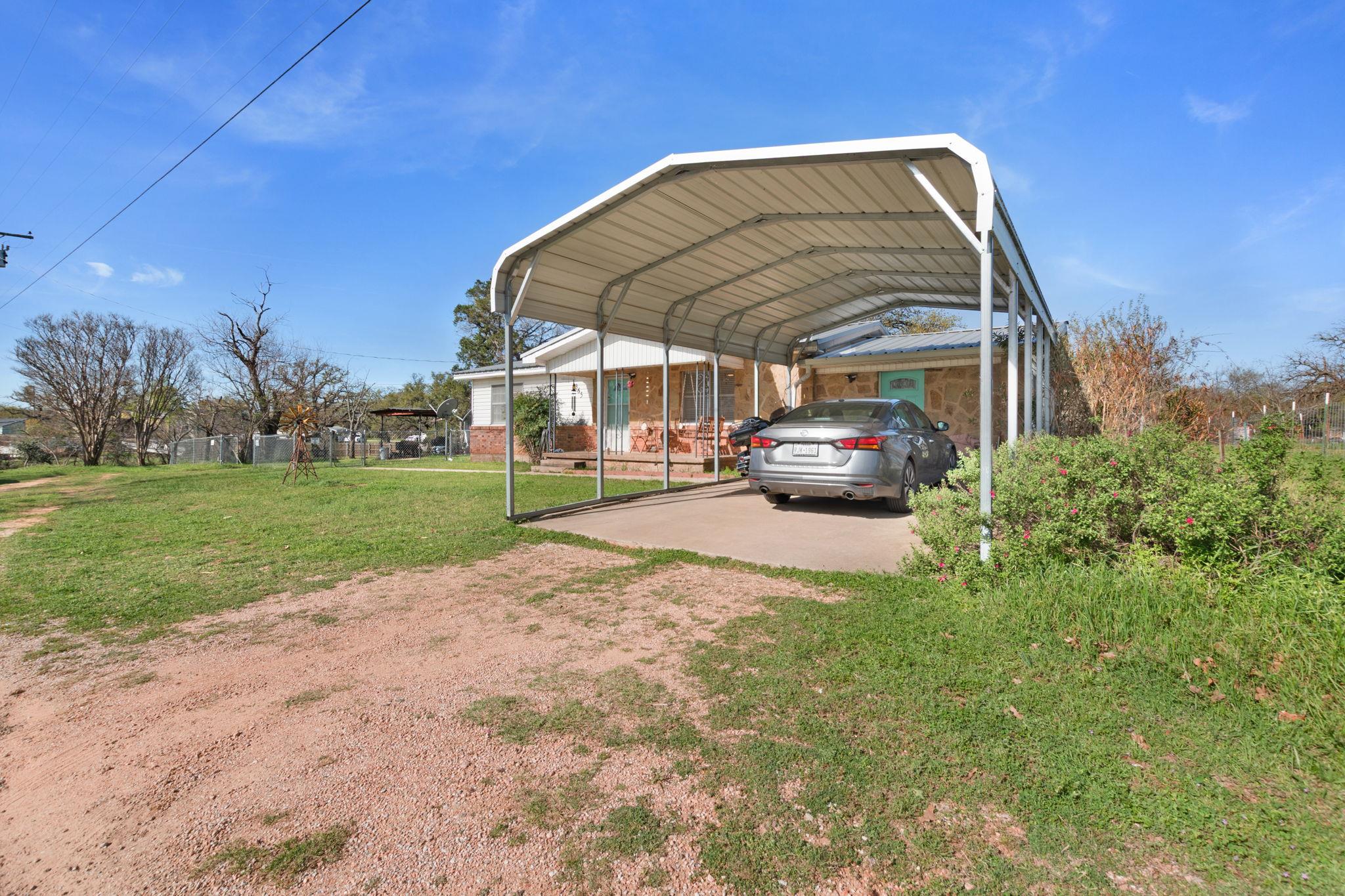 1365 Norma Ln, Tow, TX 78672
