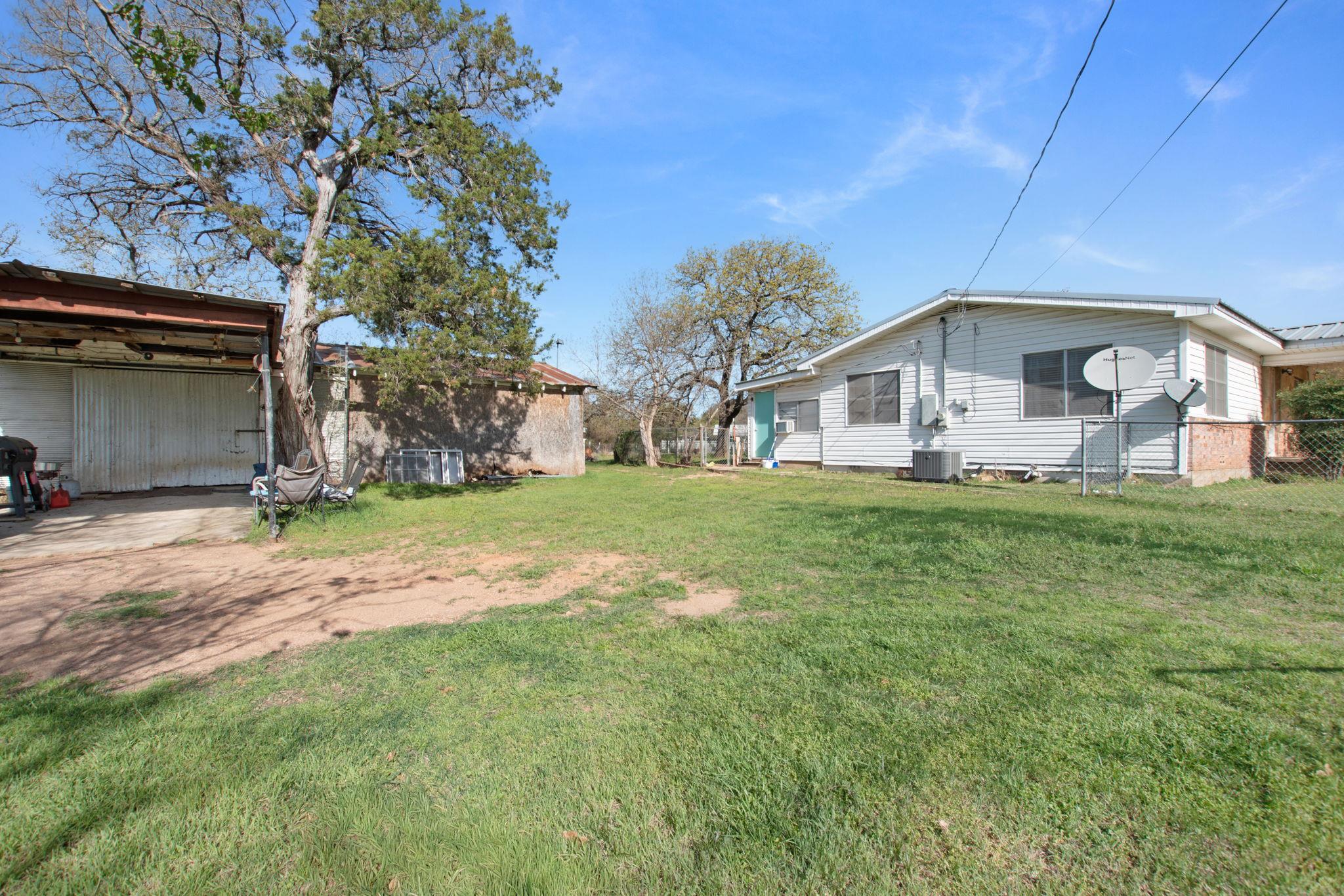 1365 Norma Ln, Tow, TX 78672