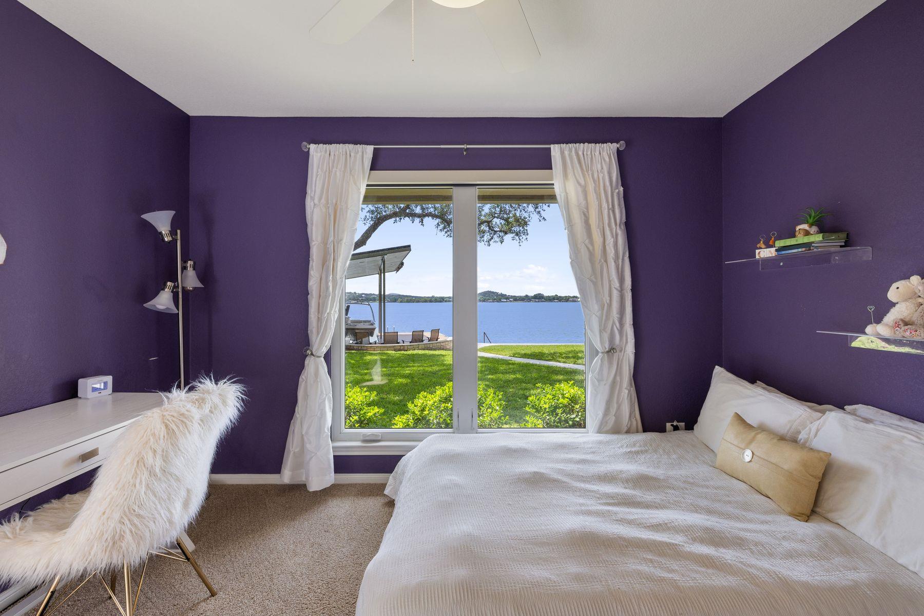 21 Beaver Is, Granite Shoals, TX 78654