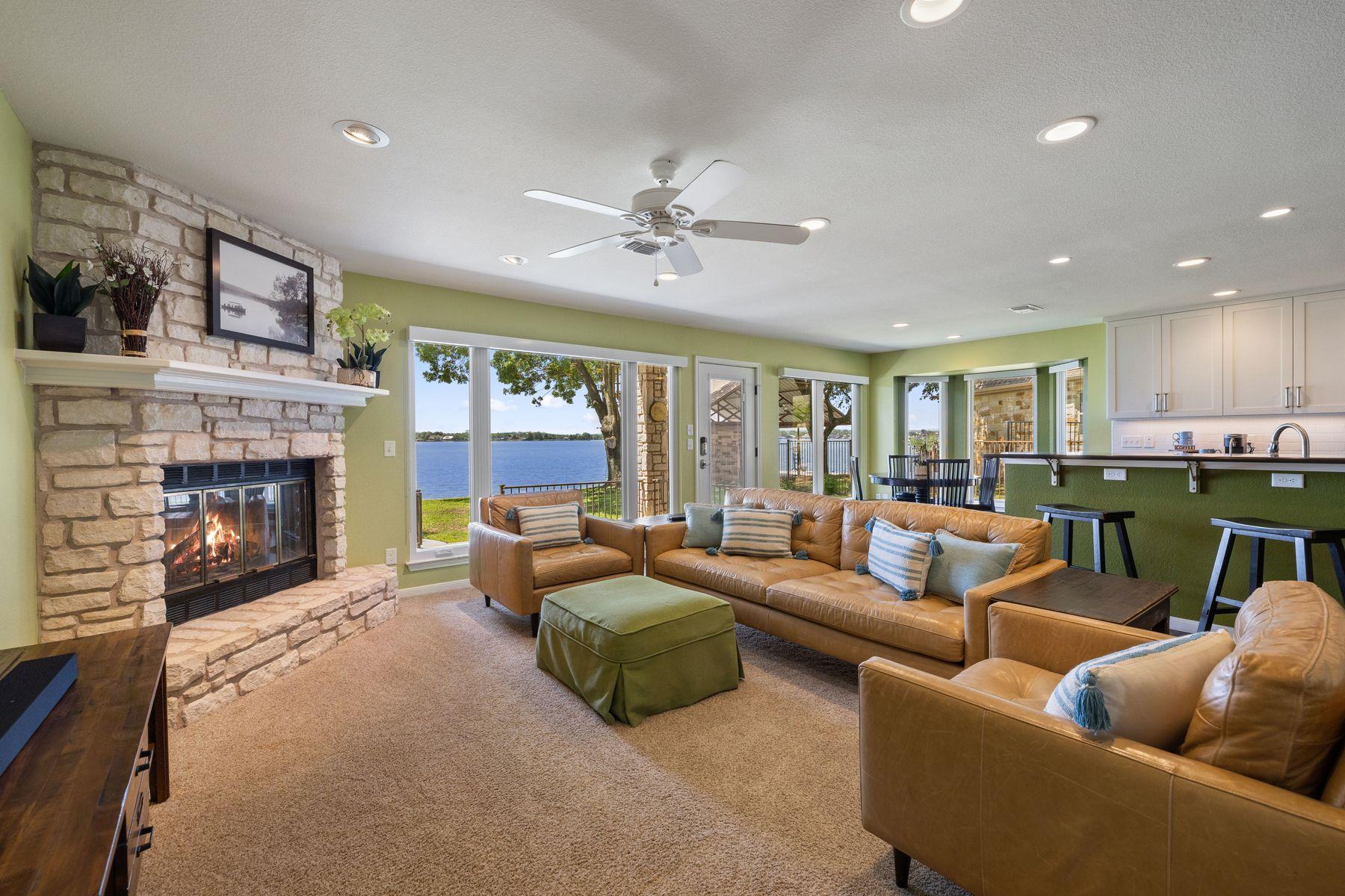 21 Beaver Is, Granite Shoals, TX 78654