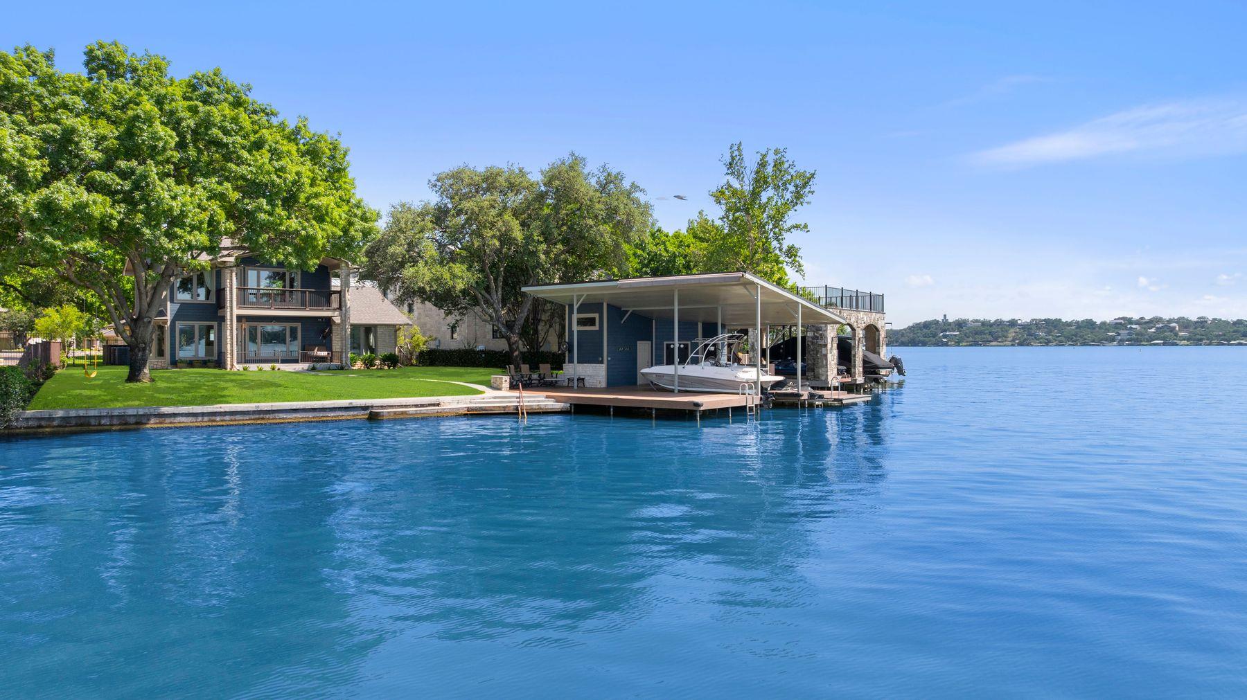 21 Beaver Is, Granite Shoals, TX 78654