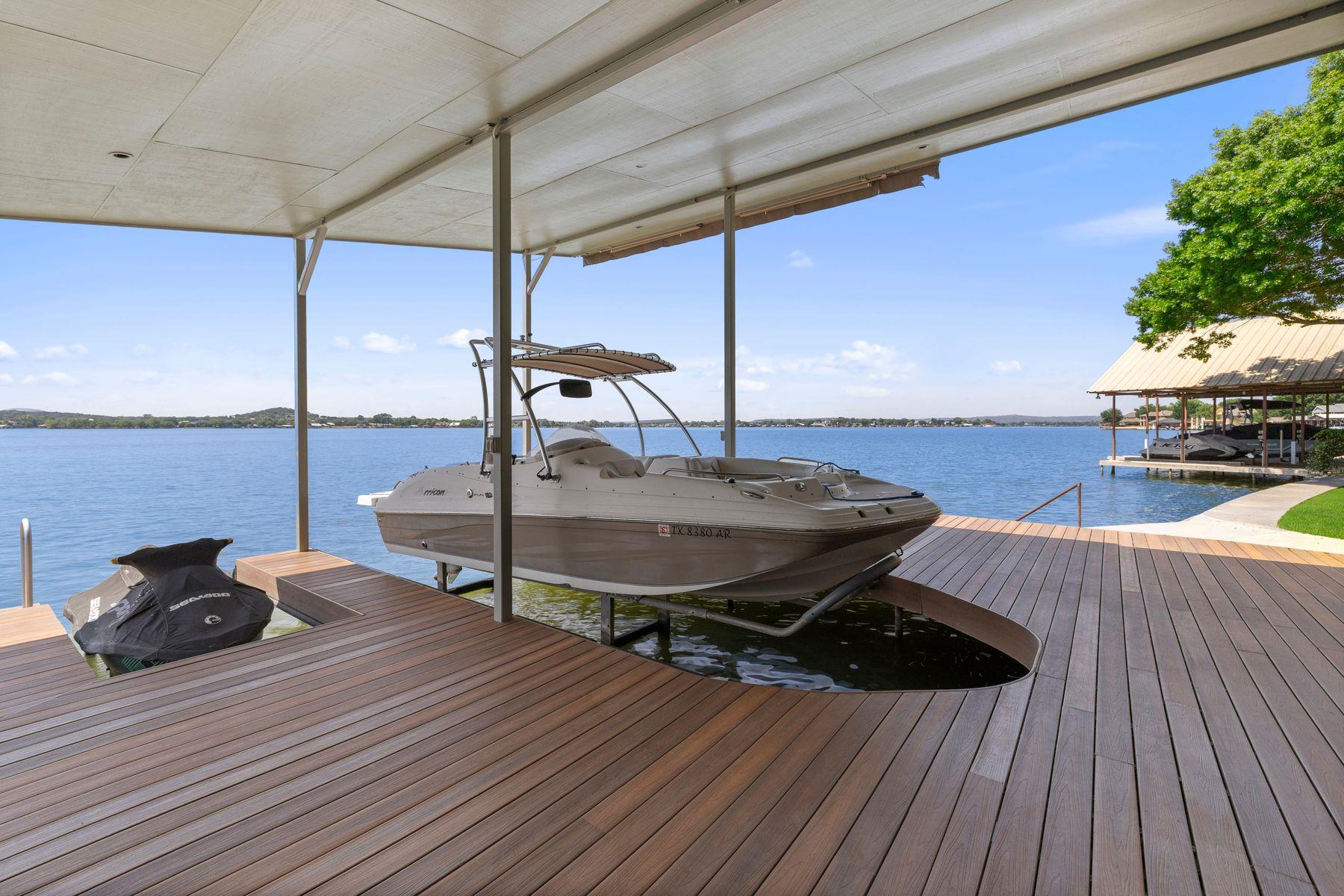 21 Beaver Is, Granite Shoals, TX 78654