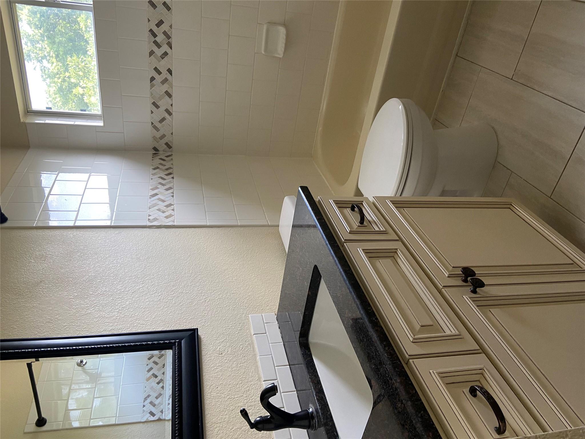 1257 Pine Portage Loop Loop, Leander, TX 78641