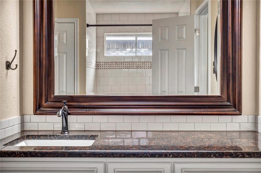 1257 Pine Portage Loop Loop, Leander, TX 78641