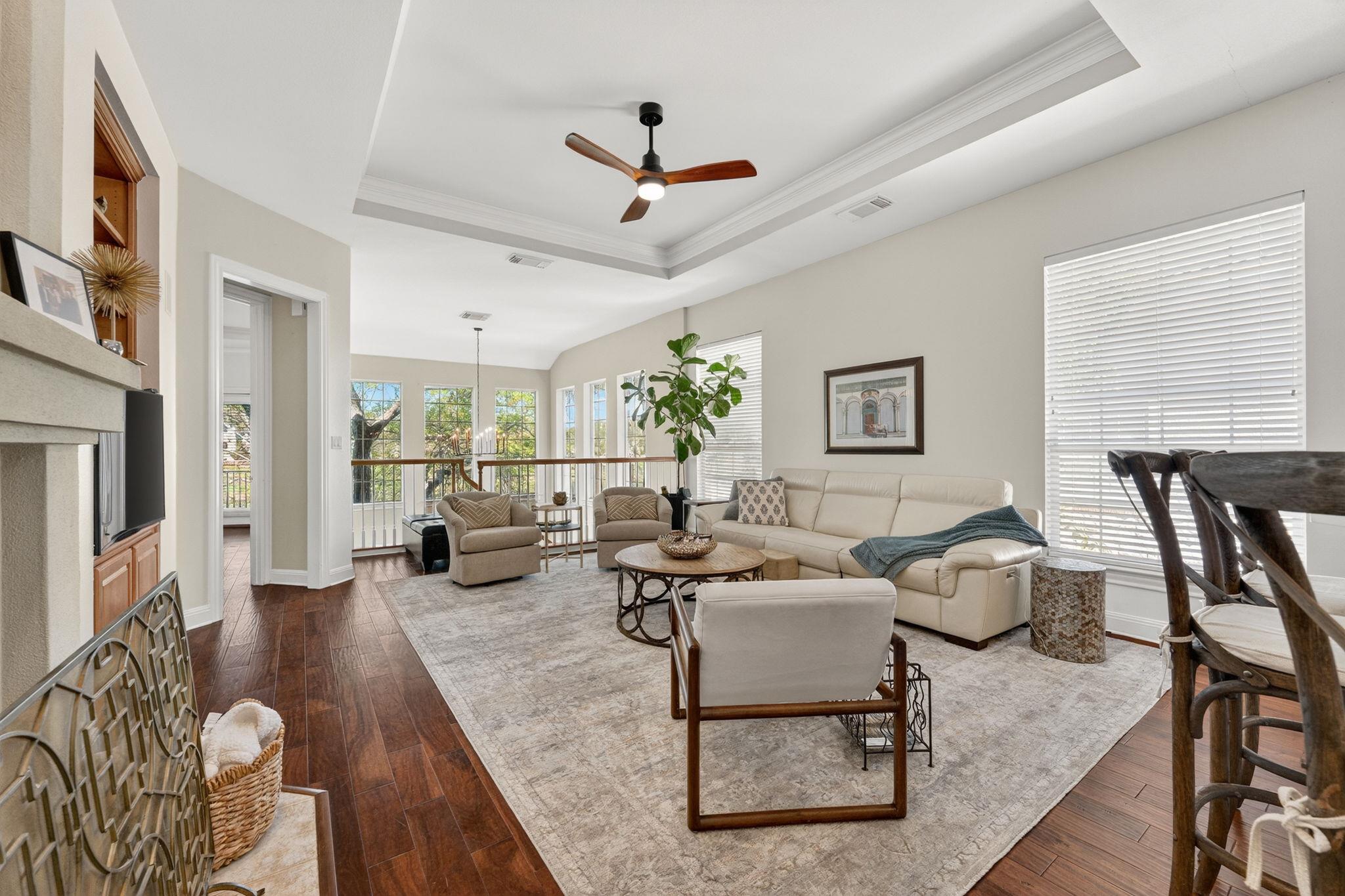 345 The Hills Dr # 3, The Hills, TX 78738