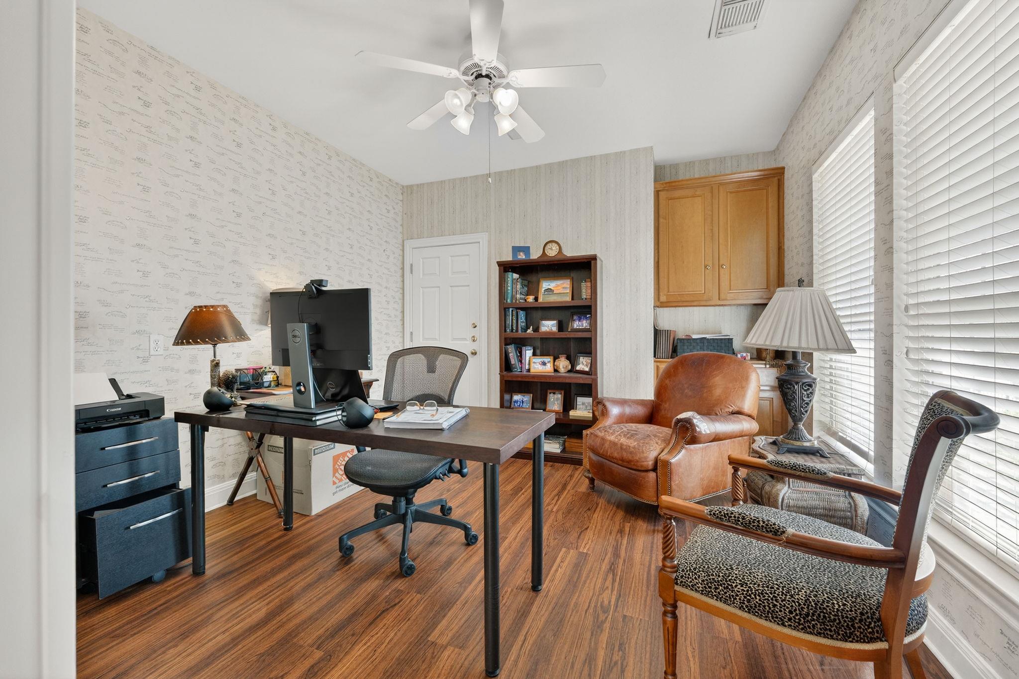 345 The Hills Dr # 3, The Hills, TX 78738