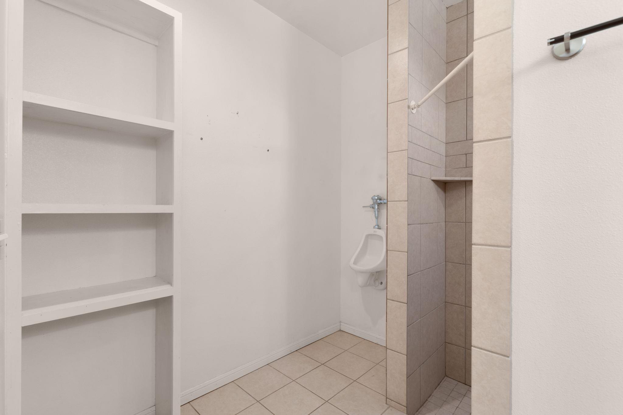 2207 Boxwood Cir, Kingsland, TX 78639