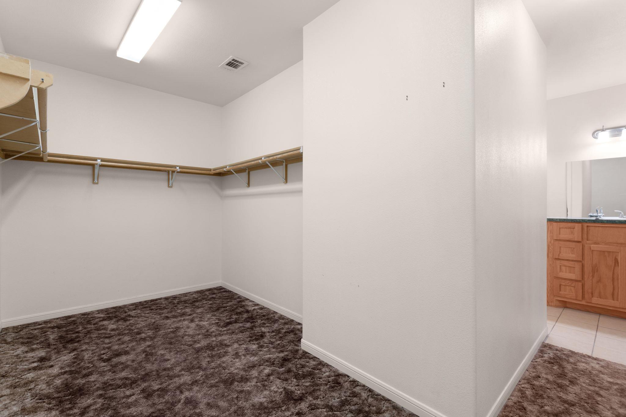 2207 Boxwood Cir, Kingsland, TX 78639