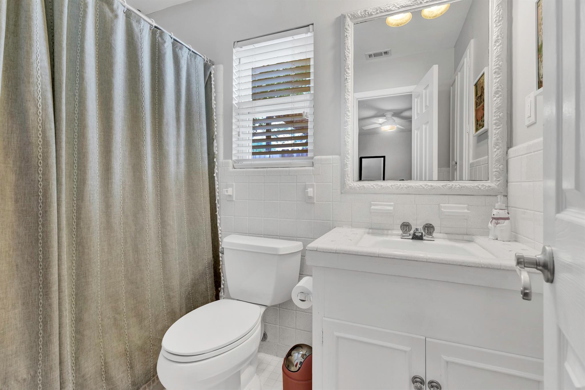 4001 Greystone Dr, Austin, TX 78731