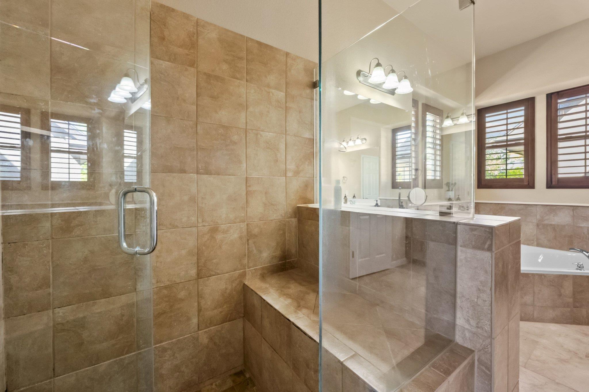 22204 Red Yucca Rd, Spicewood, TX 78669