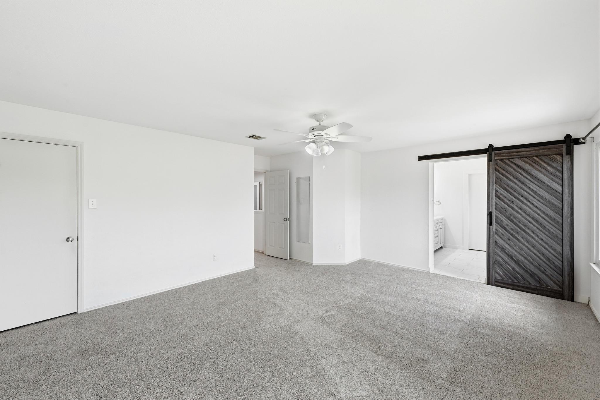 5812 Kayview Dr, Austin, TX 78749