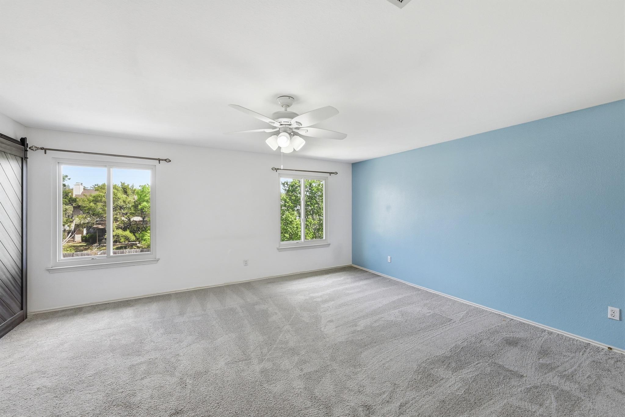 5812 Kayview Dr, Austin, TX 78749