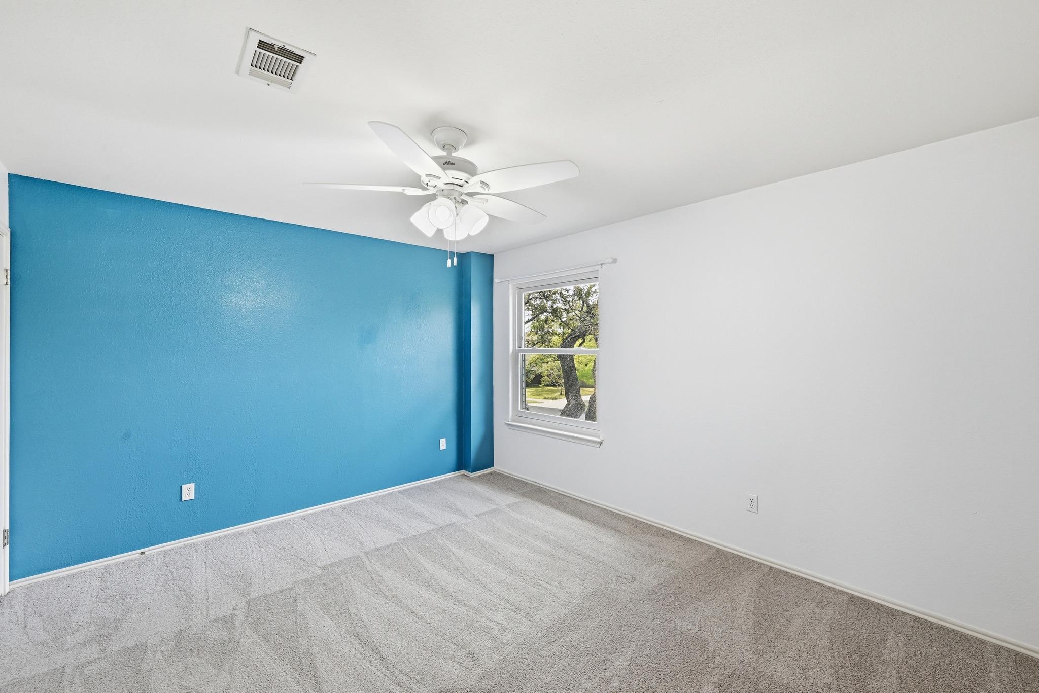 5812 Kayview Dr, Austin, TX 78749